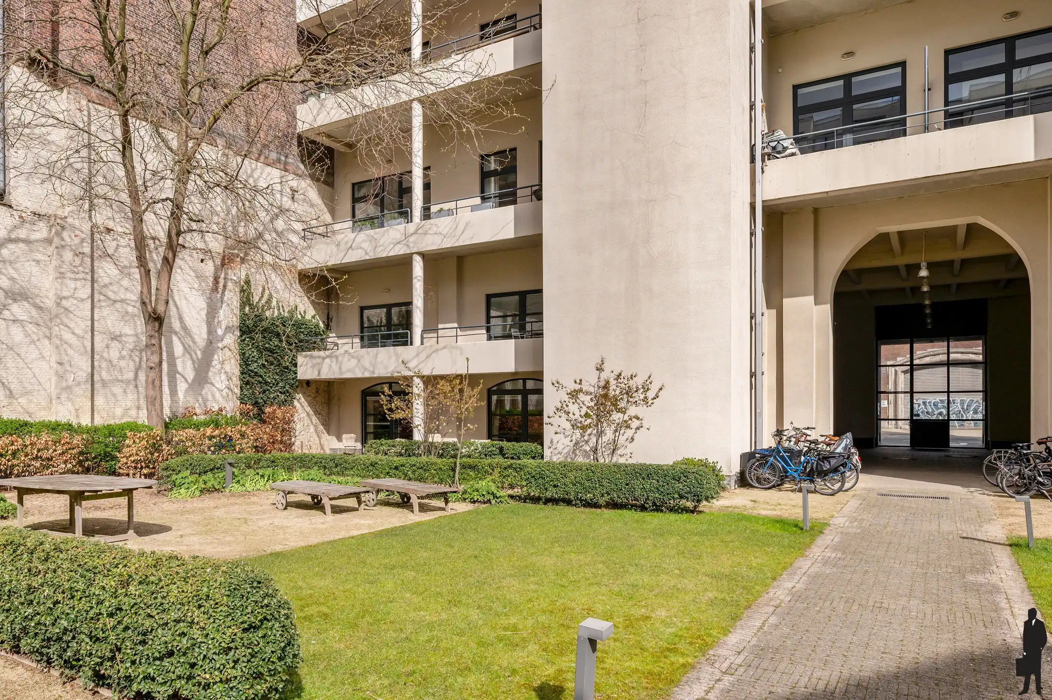 Exclusieve en instapklare gelijkvloerse loft met hoogwaardige afwerking foto 6