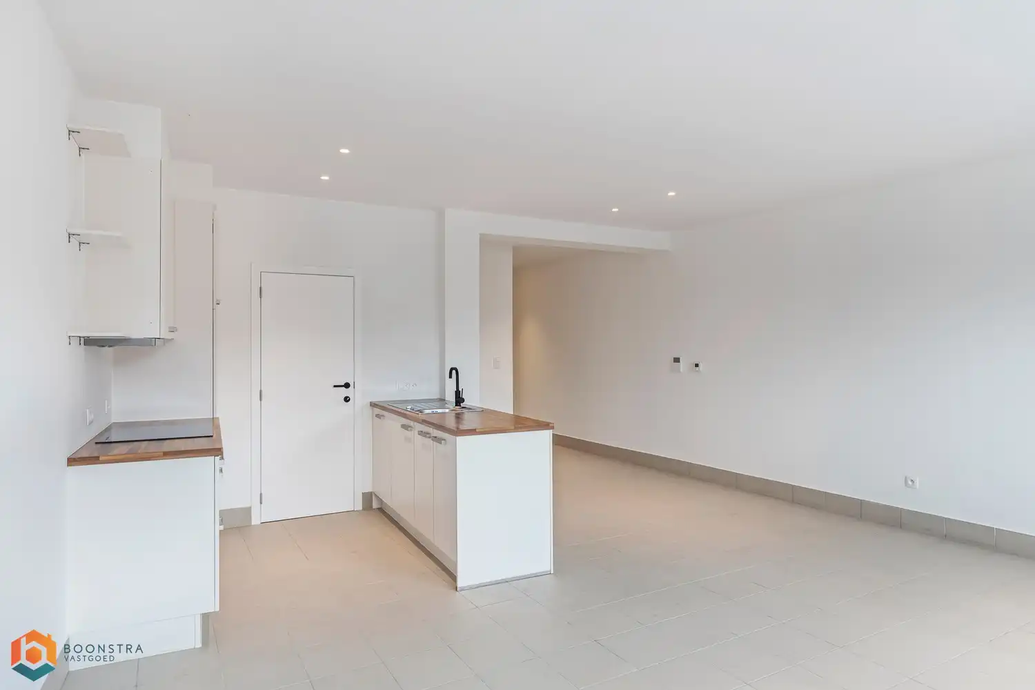 App. met 1 slpkr en terras in het centrum van Schriek foto 3