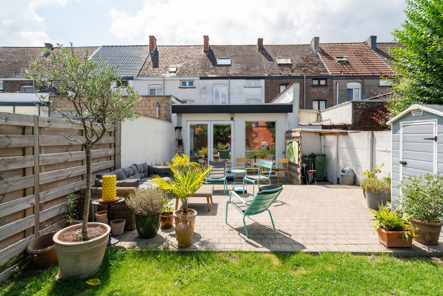 Volledig gerenoveerde rijwoning met stadstuin in Aalst foto 28