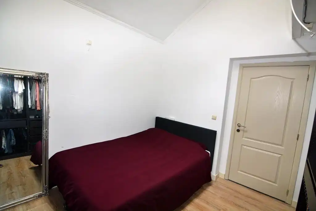 Knus appartement met 1 slpk en hobbyruimte in het centrum. foto 10