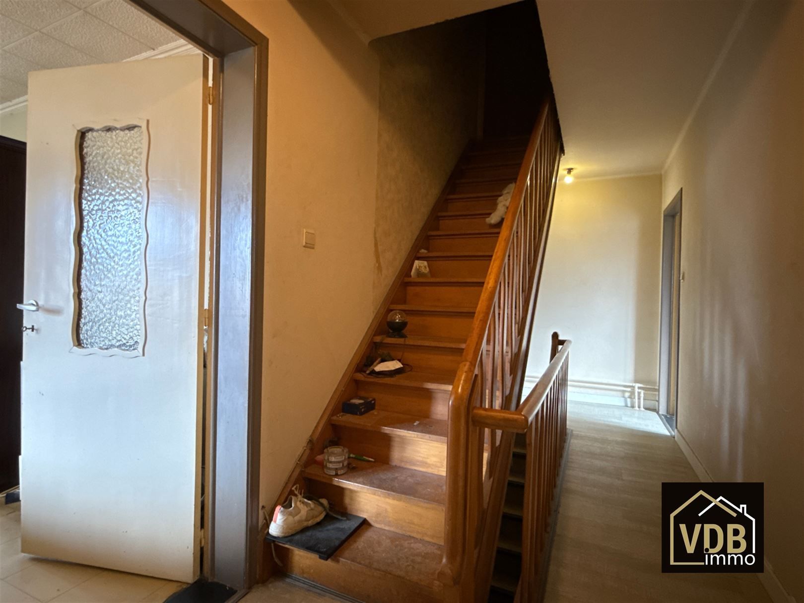 HANDELSHUIS MET WOONST foto 47