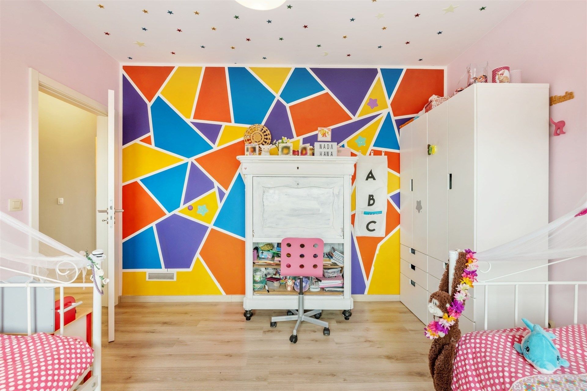 Recente gezinswoning met 3 slaapkamers en inpandige garage (BJ 2014) foto 13