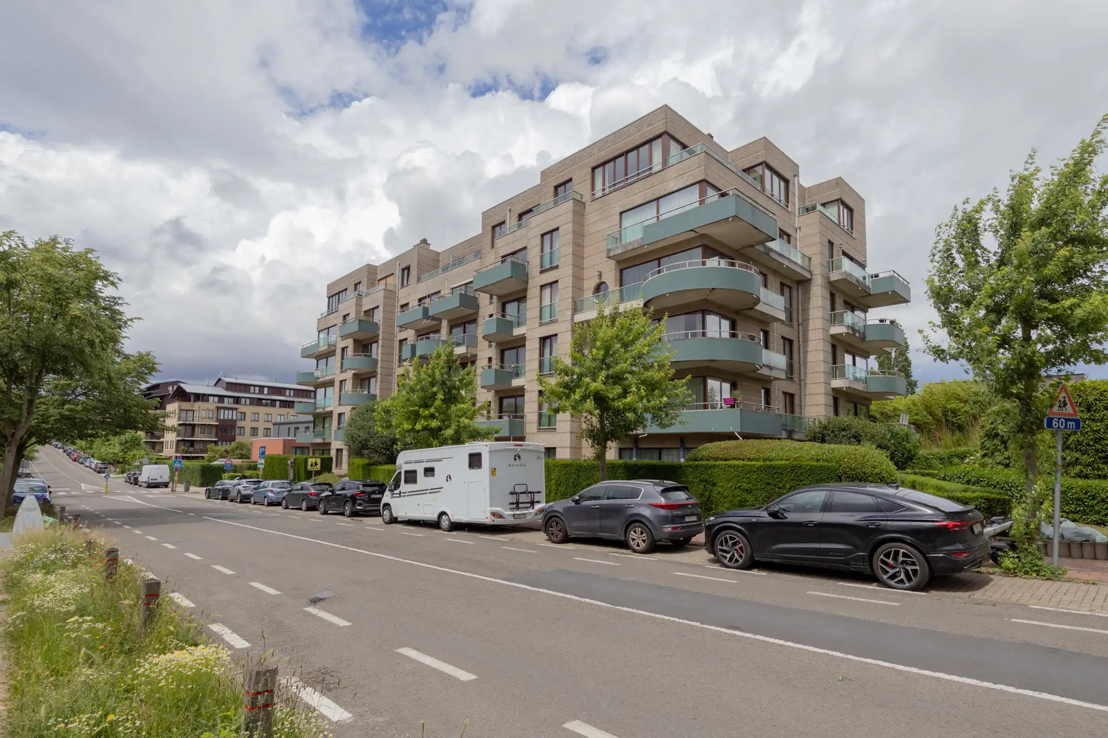Appartement te koop foto {{pictureIndex}}