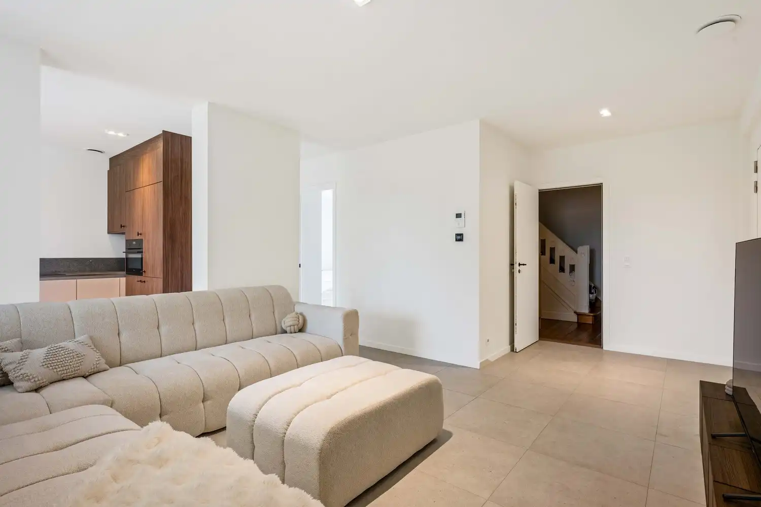 Nieuw één-slaapkamer appartement met zuidgeoriënteerd terras! foto 3