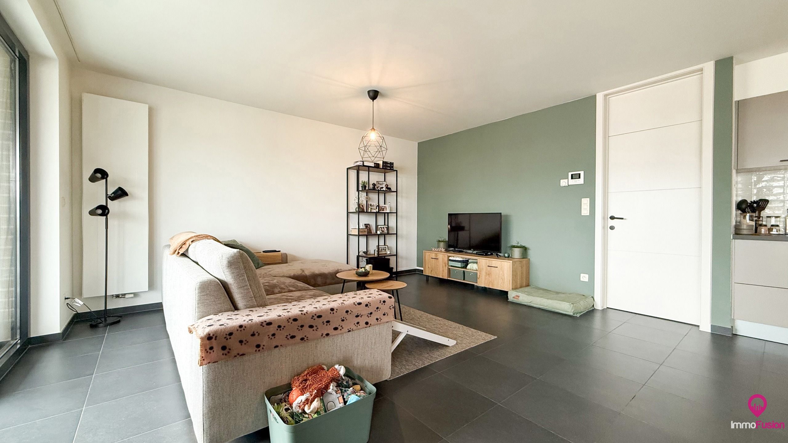 Instapklaar Appartement met 2 Slaapkamers! foto 6