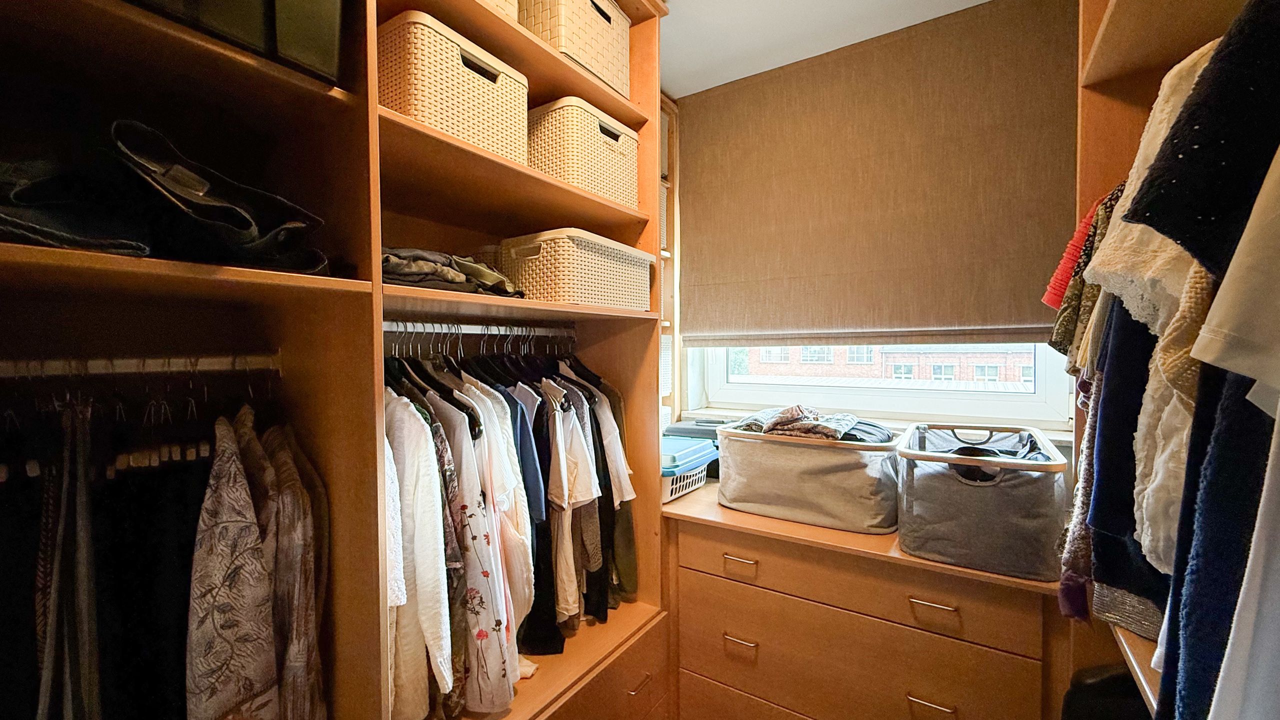 Ruim appartement met groot terras en garage!  foto 17