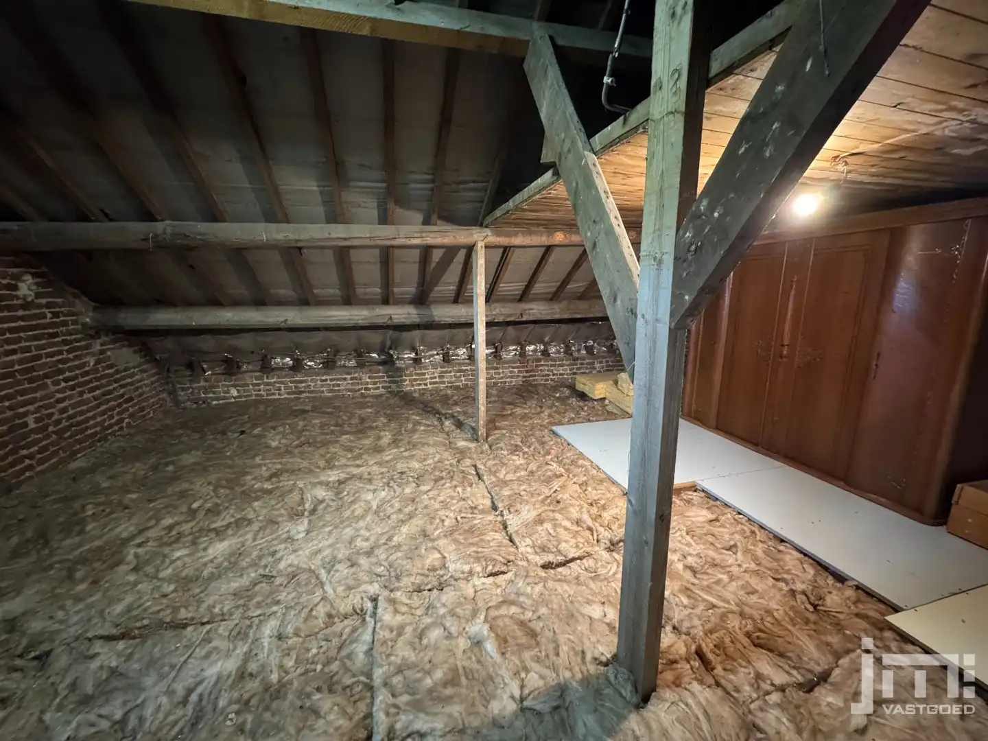 Goed onderhouden woning met 3 slaapkamers en vrij uitzicht in Kerniel foto 15