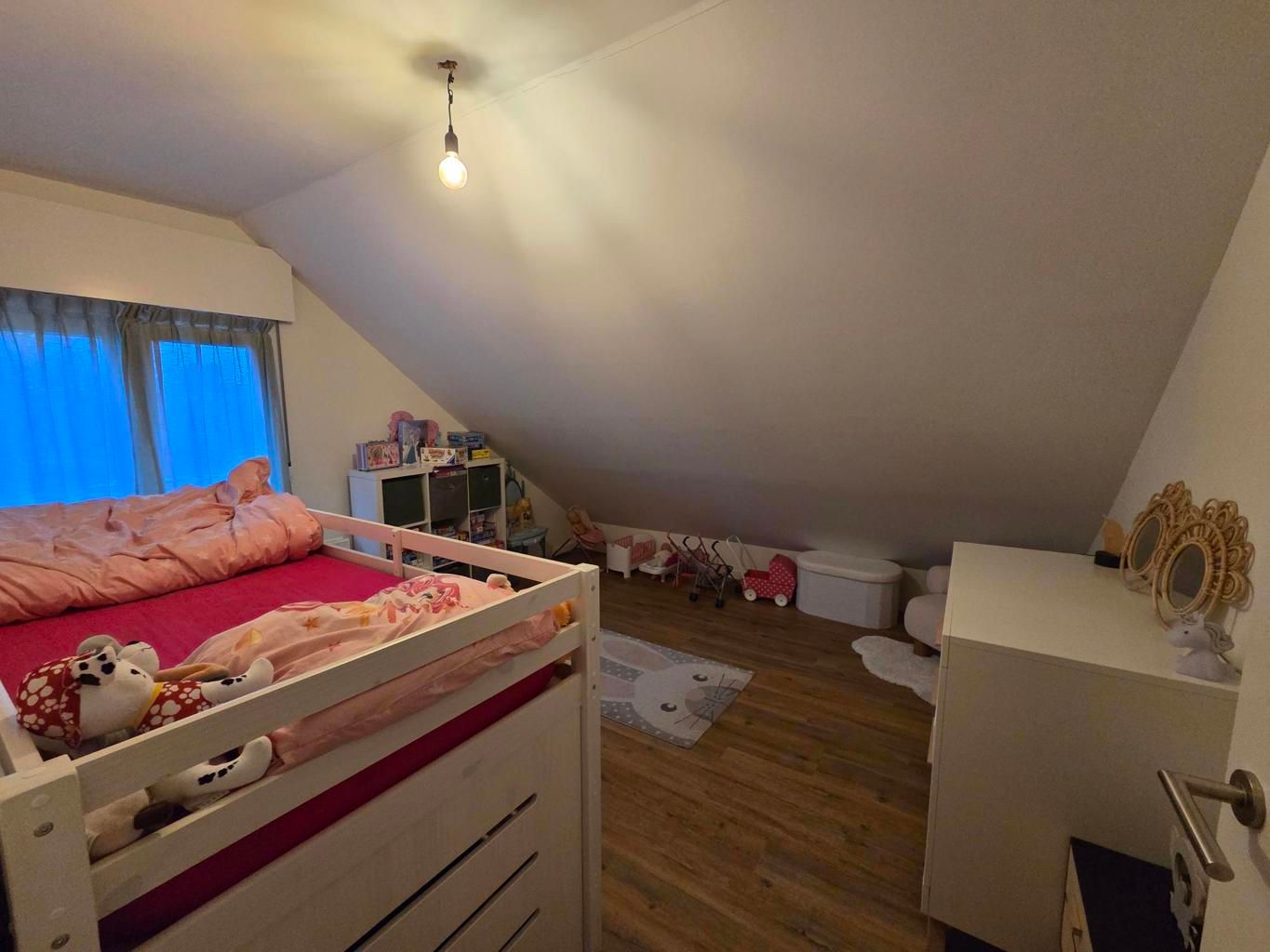 Gerenoveerde woning nabij het centrum van Arendonk. foto 21