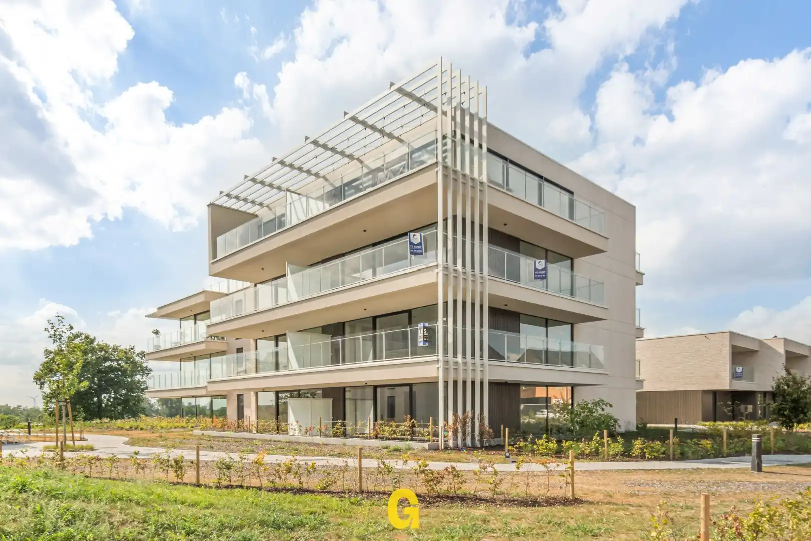 Luxueus energiezuinig penthouse appartement met ruim zonneterras met prachtig verzicht op het stadscentrum en achterliggend groen foto 24