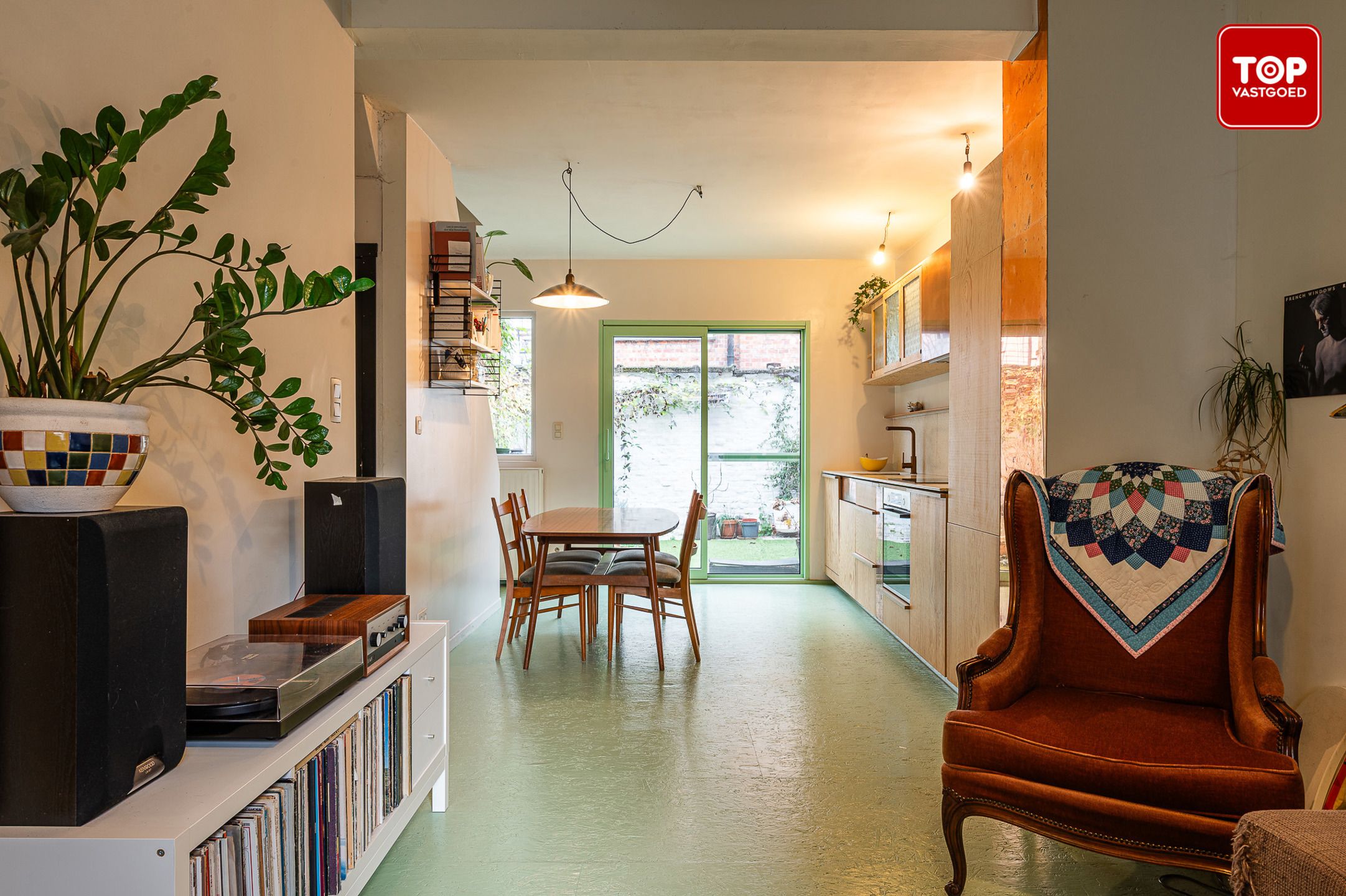 Instapklare woning met leuk stadstuintje op gunstige locatie foto 6