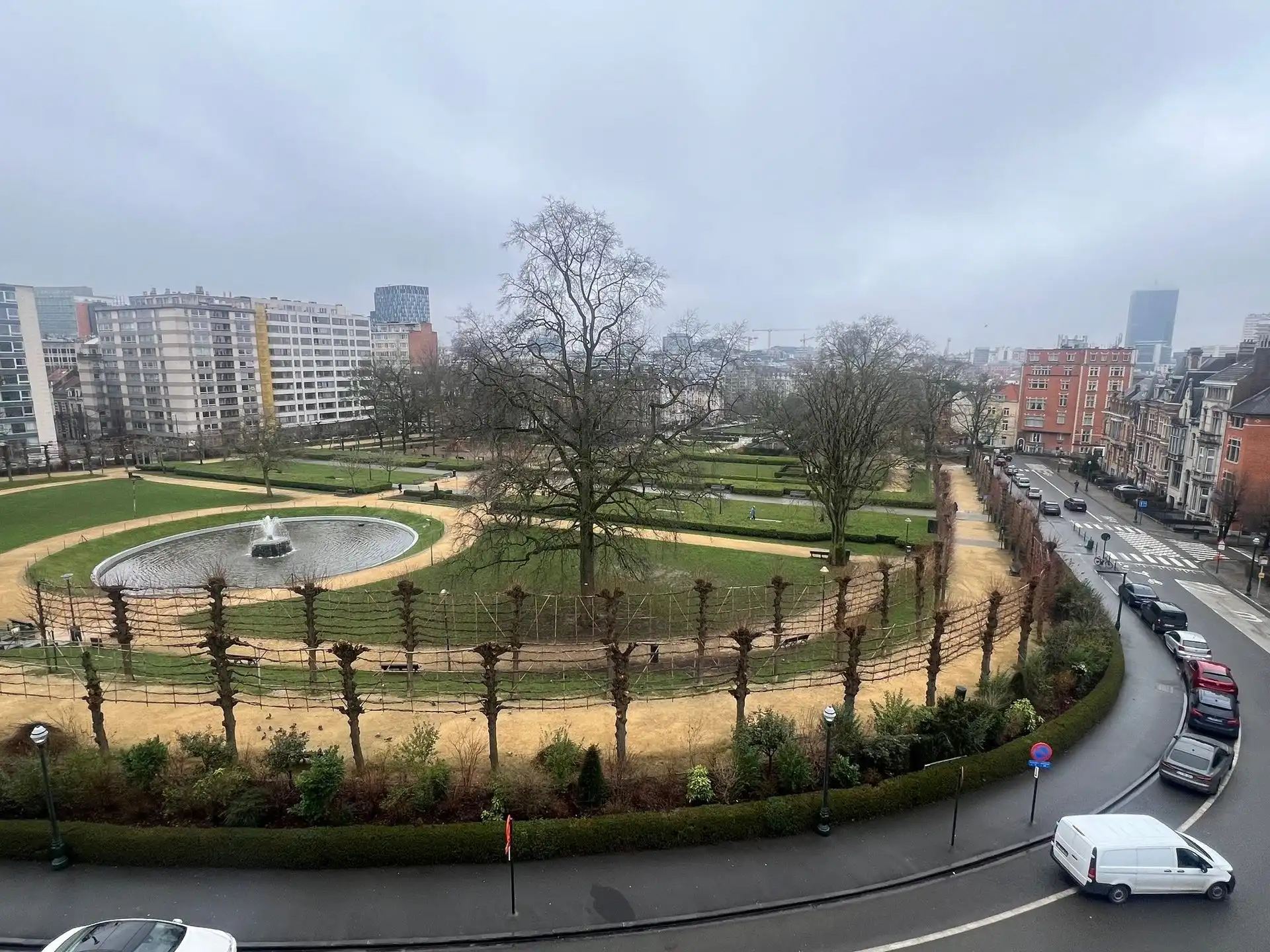 PRACHTIG APP MET 2 SLAAPKAMERS MET UITZICHT OP DE SQUARES foto 12