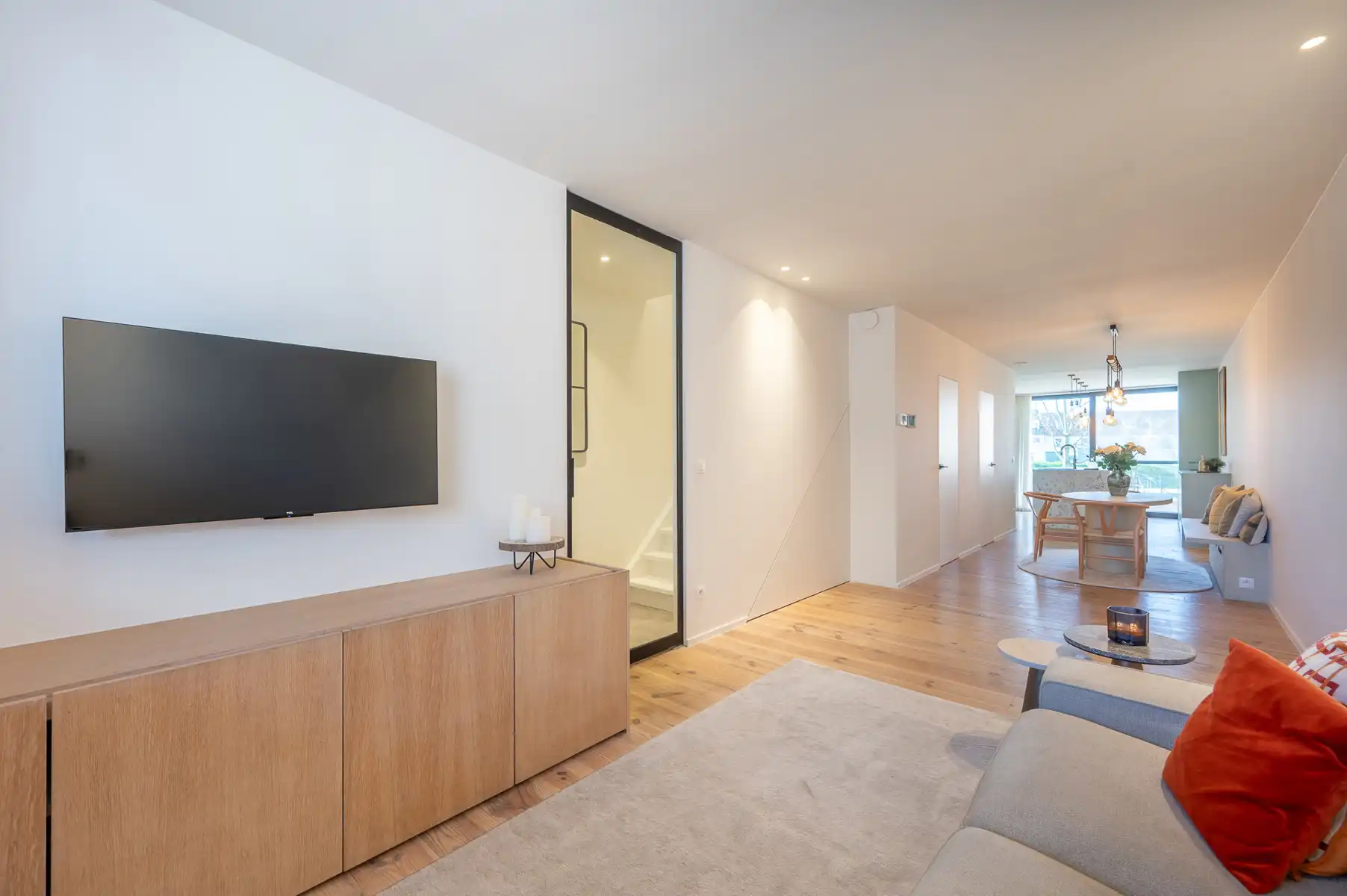 Volledig vernieuwde, gezellige woning foto 23