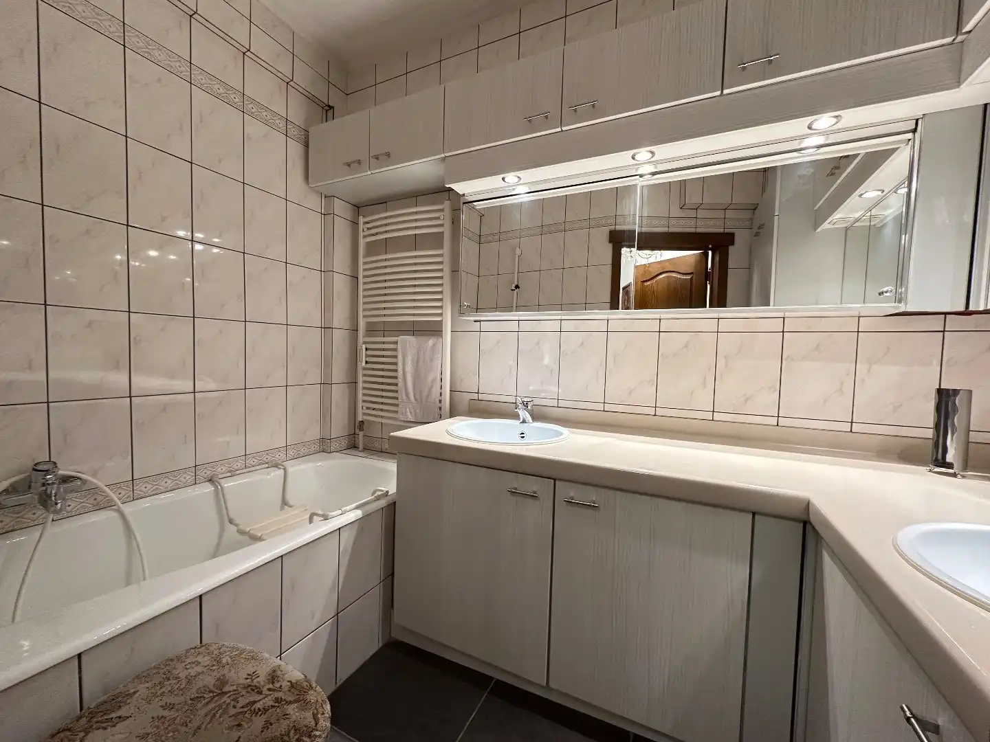 Ruim en energiezuinig appartement met 2 slaapkamers in het centrum van Tongeren-Borgloon foto 14