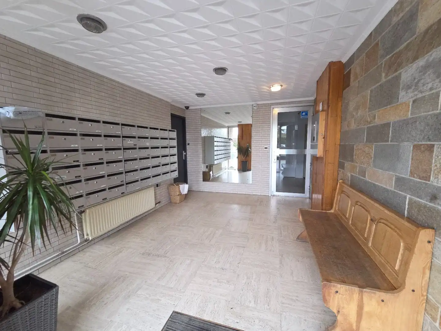 Te koop: Appartement op de 5de verdieping met een uitzicht dat nooit verveelt! foto 3