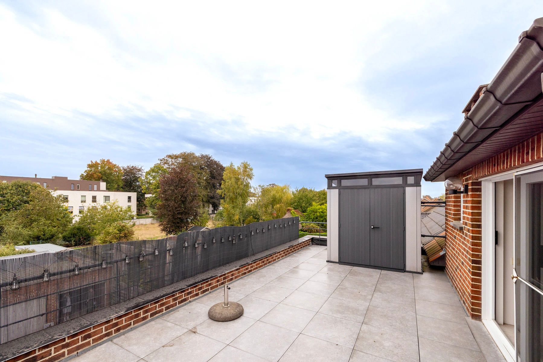 Dakapp met 1 slpk, ruim en prachtig terras en garagebox foto 3