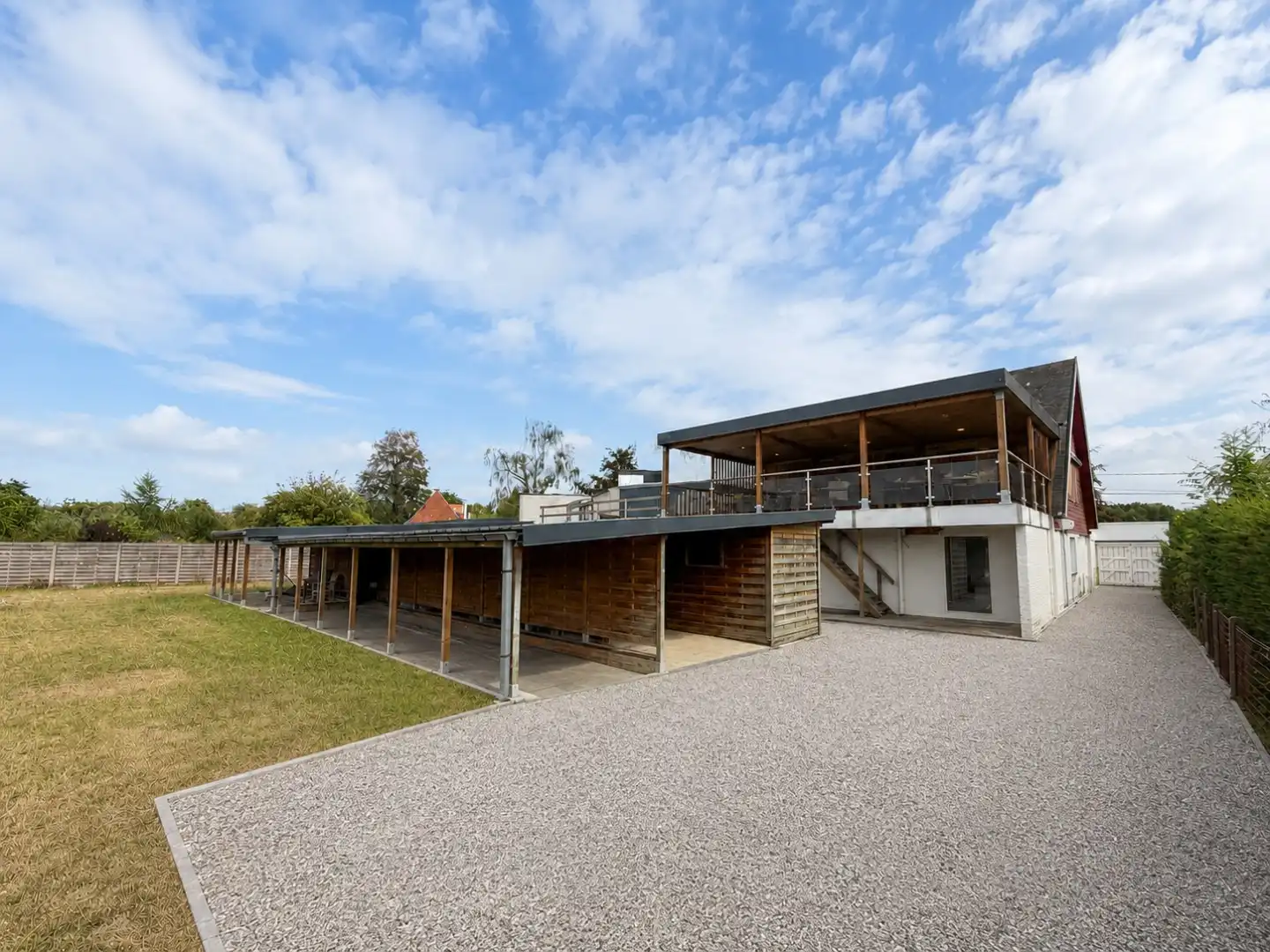 Kangoeroewoning of combinatie wonen en werken, ruim perceel, gunstig gelegen met tal van opportuniteiten! Torhout foto 3