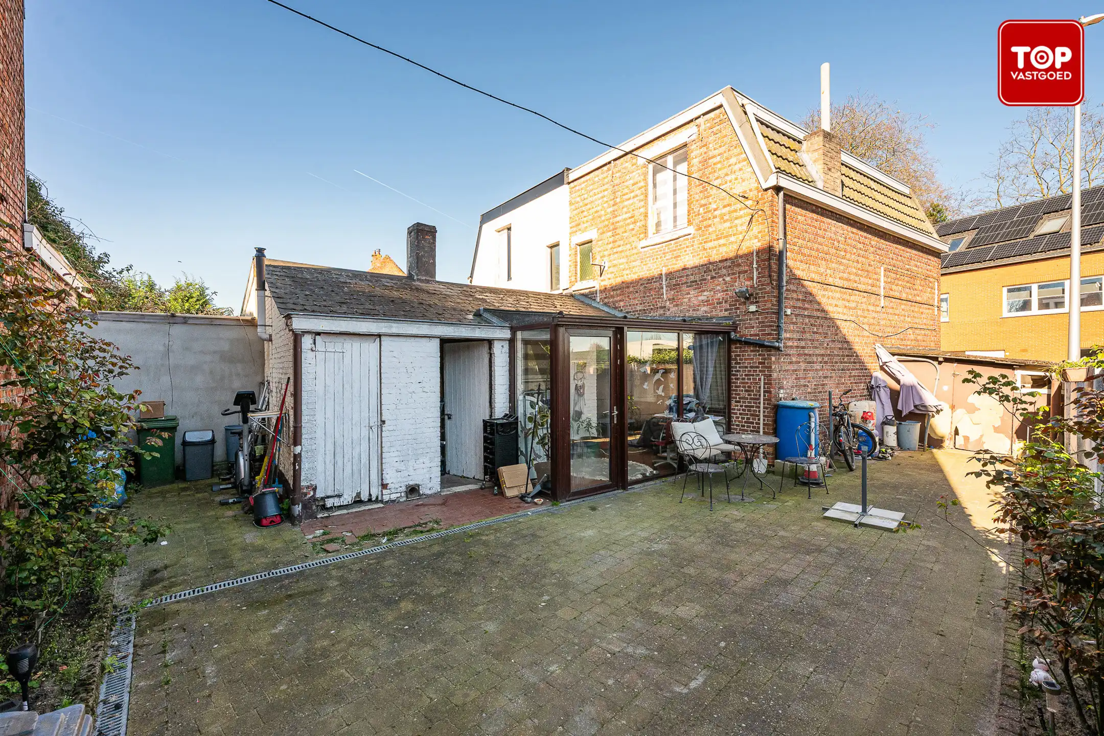 Op te frissen HOB met 2 slaapkamers en tuin foto 26
