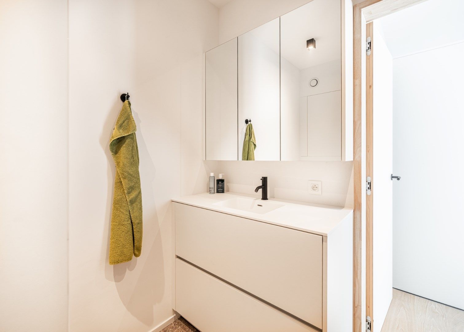 Instapklare nieuwbouw woning met drie slaapkamers te Sint-Idesbald foto 10