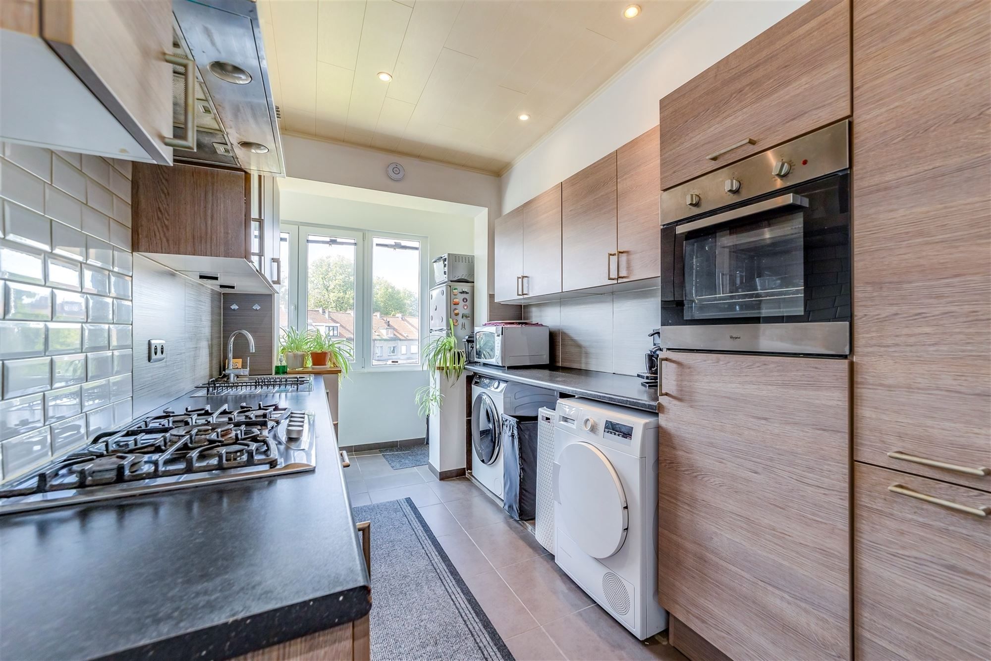 Instapklaar 2 slaapkamer appartement te Merksem foto 12