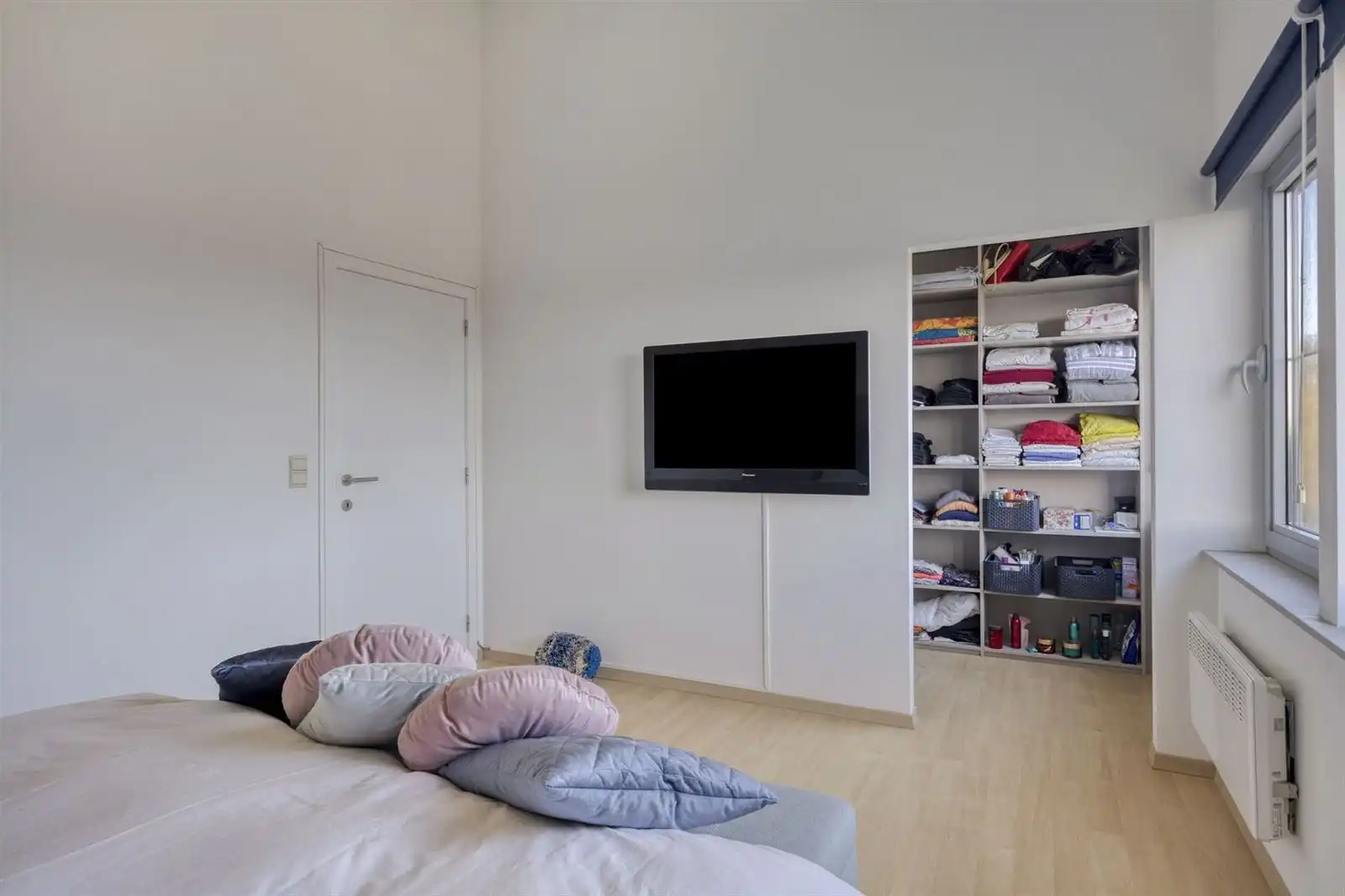 Ruime woning te koop met 5 slaapkamers foto 14