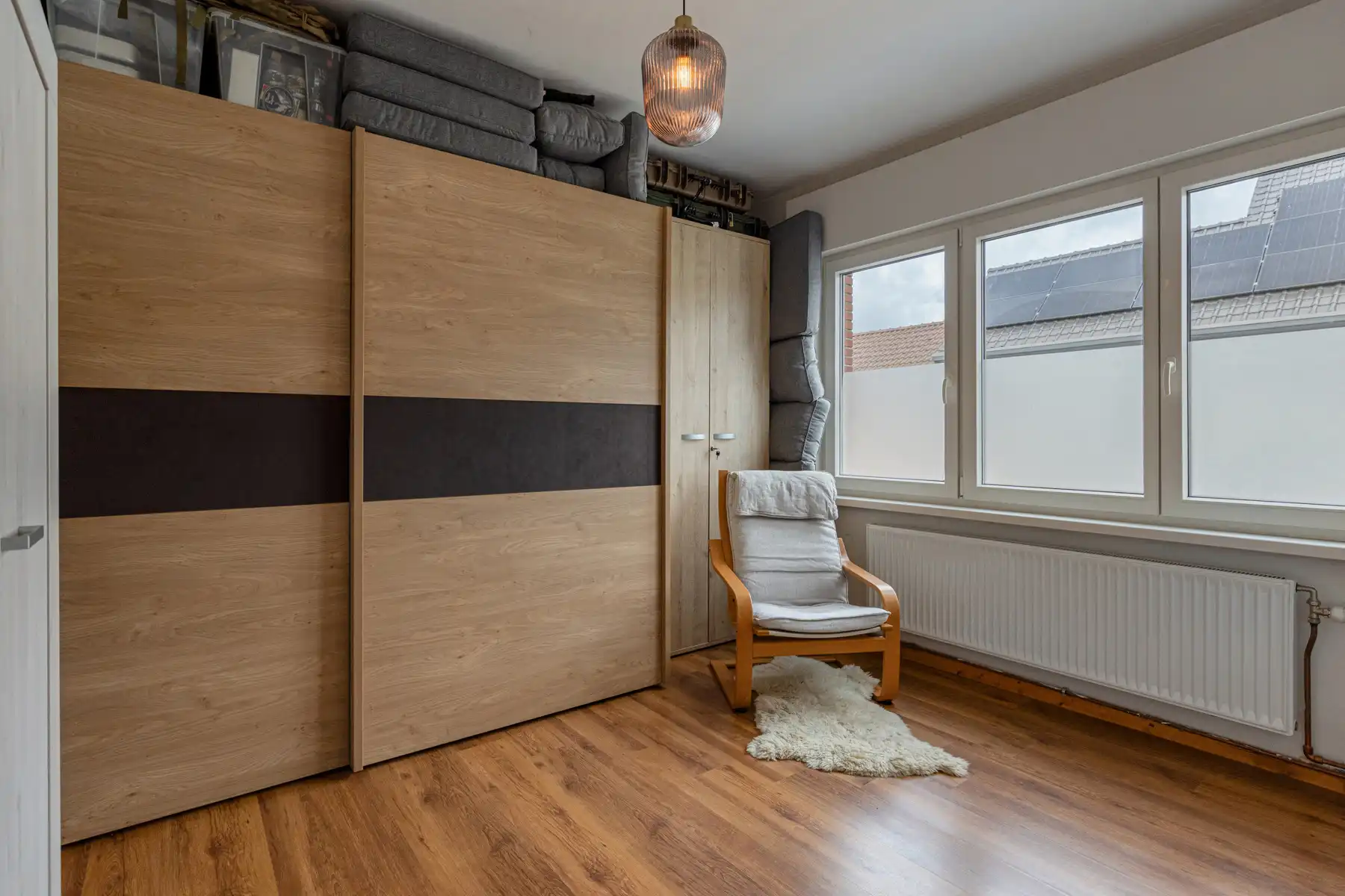 Solide woning met 3 slaapkamers, staanplaats en tuin! foto 12