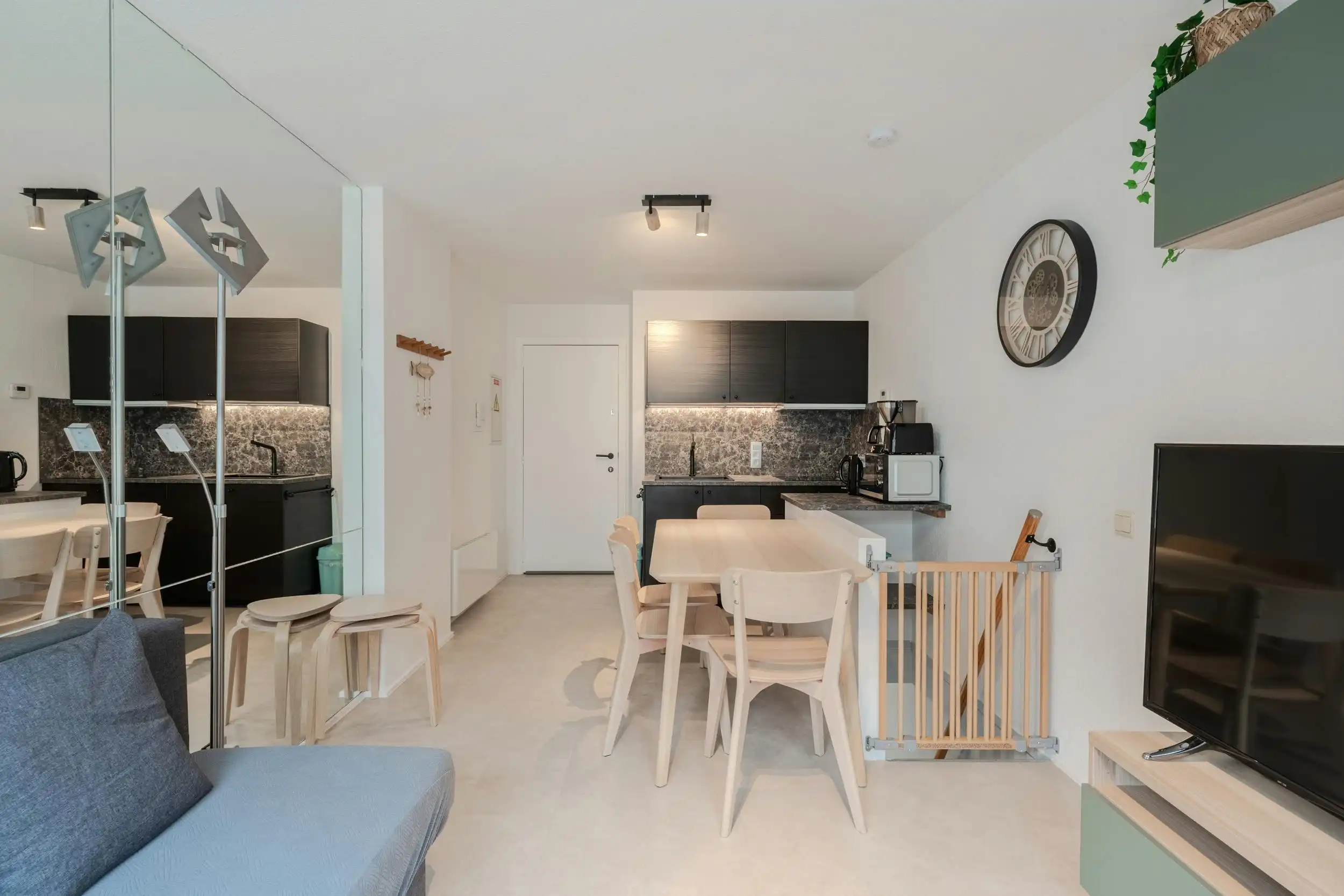 Uniek 1-slaapkamerappartement te koop vlakbij zee te Oostende foto 7