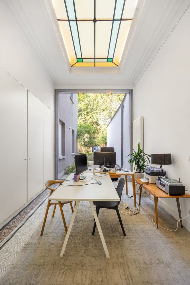 Eclectische herenhuis van ±325m² met mogelijks 5 slaapkamers en een tuin van liefst ±115m² te Zurenborg! foto 13