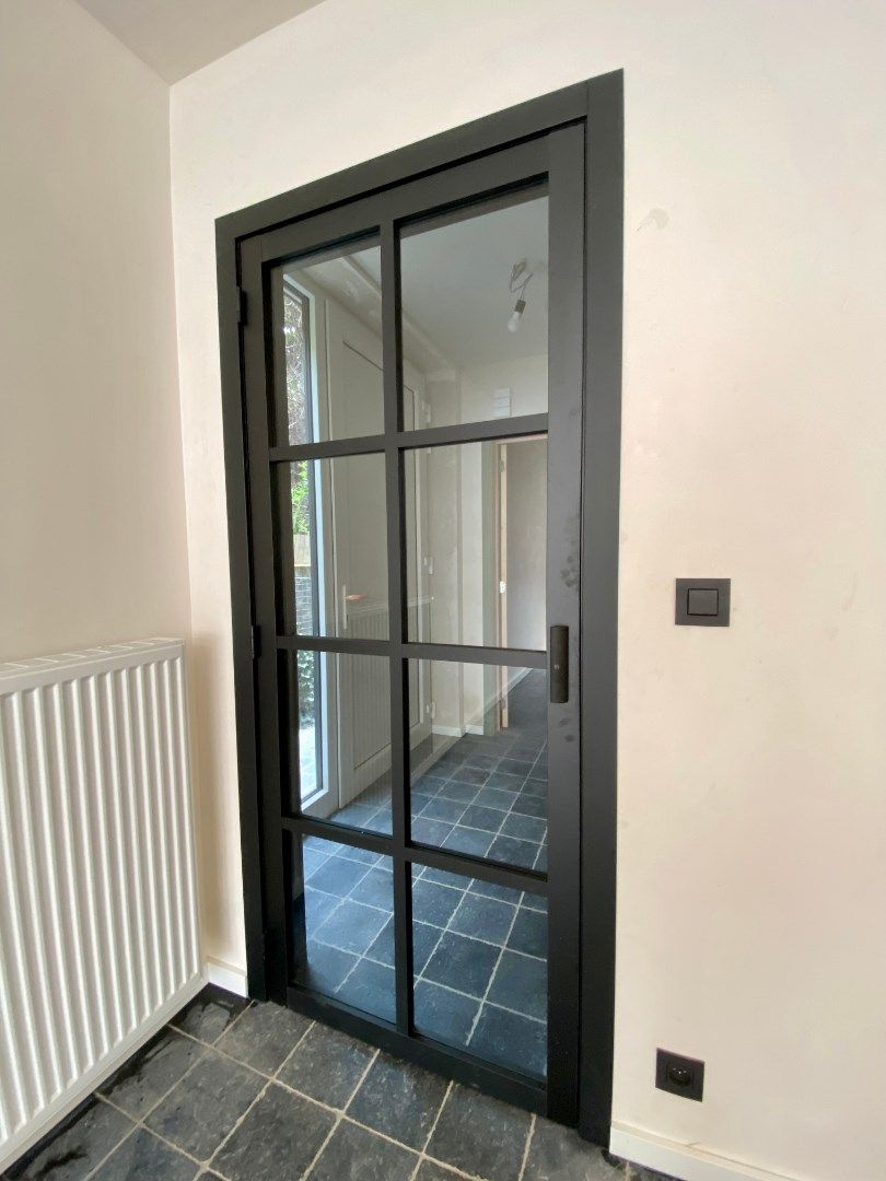 HALFOPEN WONING (bj 2021) MET 3 SLPKS, TUIN EN GARAGE IN HET CENTRUM foto 20