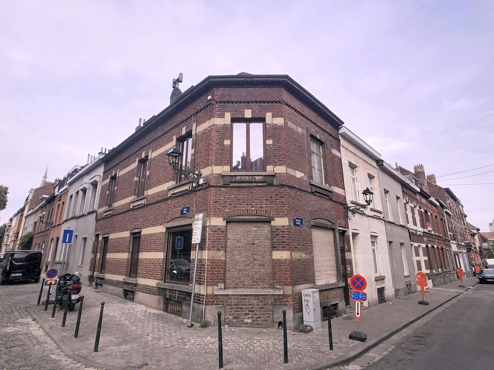 Centraal Park: rustig gelegen woning met studio foto {{pictureIndex}}