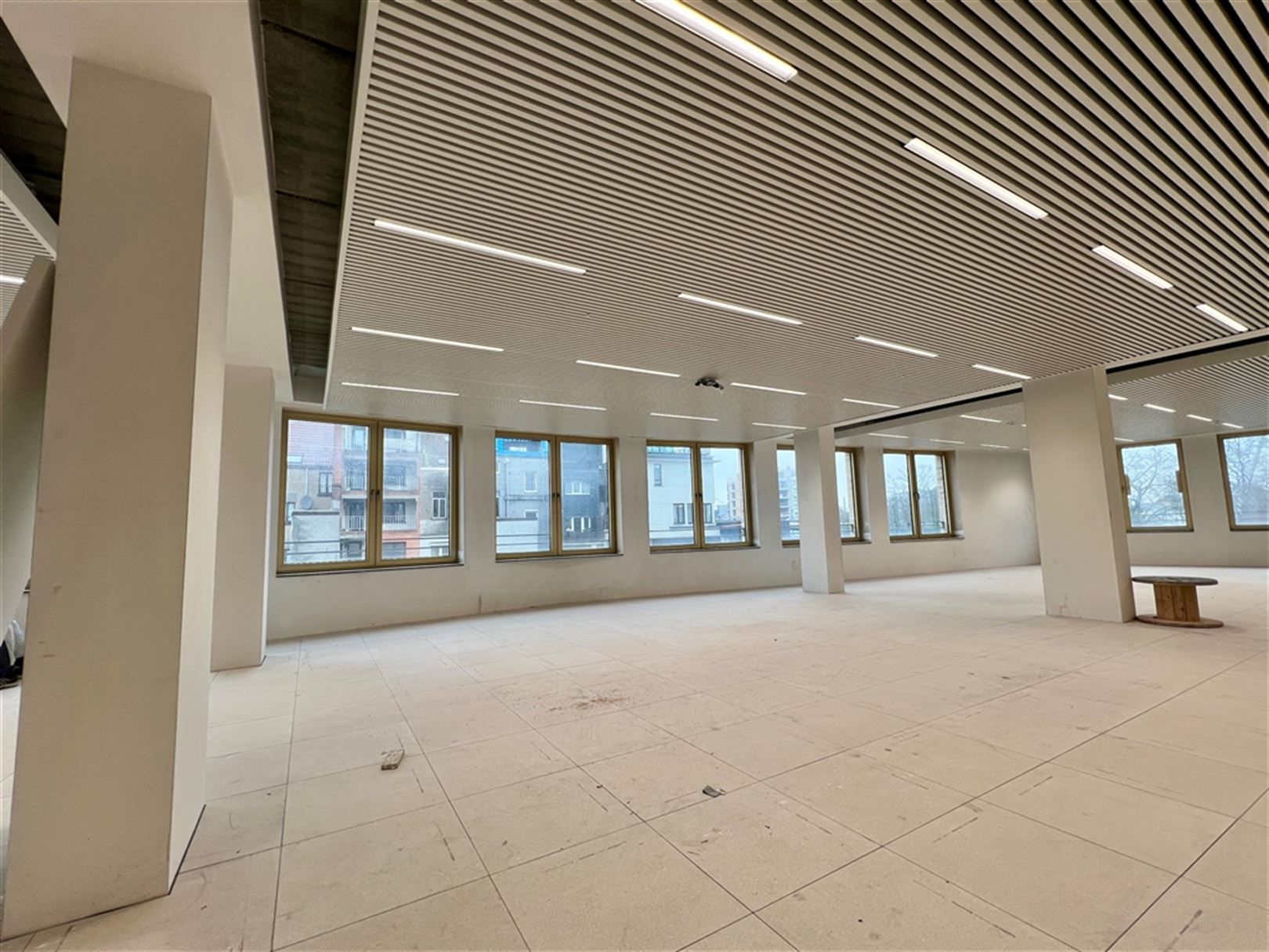 Nieuwbouwkantooor nabij het Gentse stadscentrum Keizerpoort met oppervlakte van 257 m² foto 4