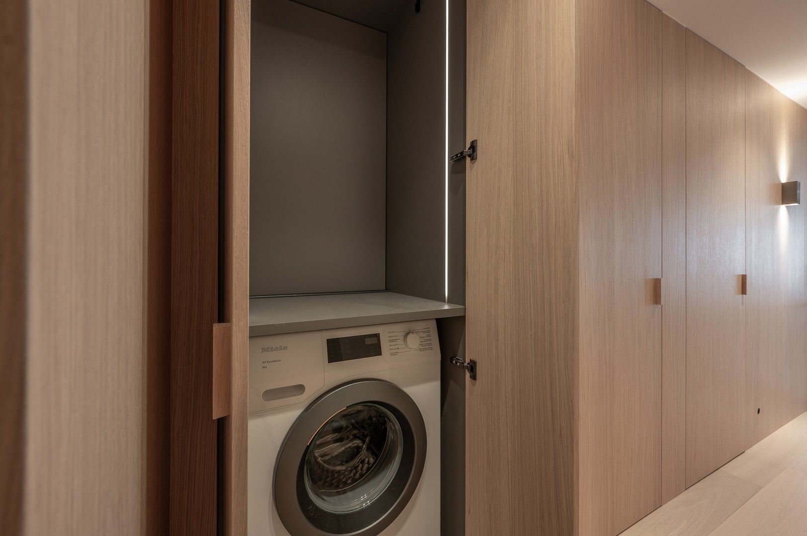 Instapklaar, volledig gerenoveerd 3 slaapkamer appartement gelegen in het centrum van Knokke. foto 16