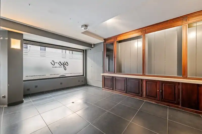 Veelzijdige woning met tuin en uitweg in Eernegem foto 7