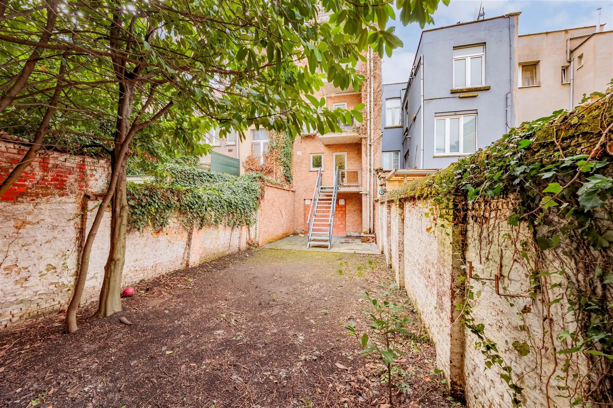 Appartement met 1 slk + tuin vlakbij het Centraal Station foto 3