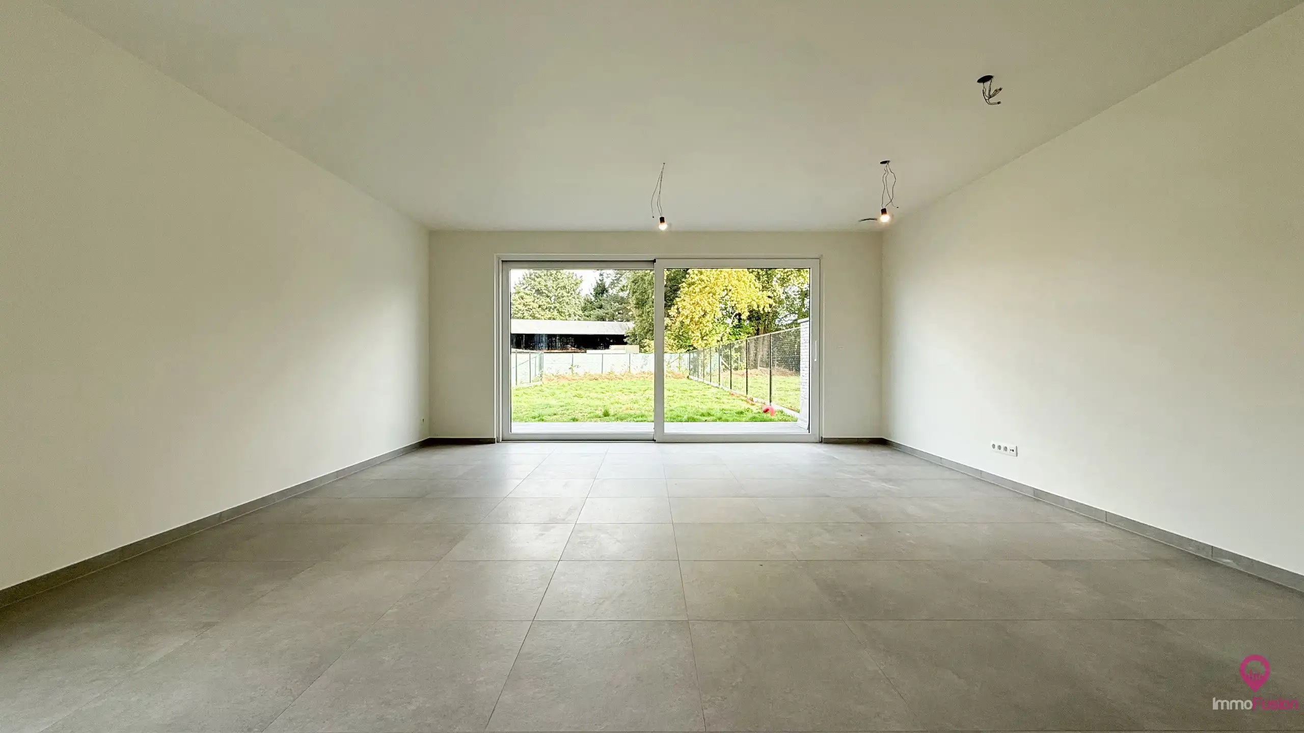 Praktische nieuwbouwwoning met 3 slpks in rustige straat! foto 12