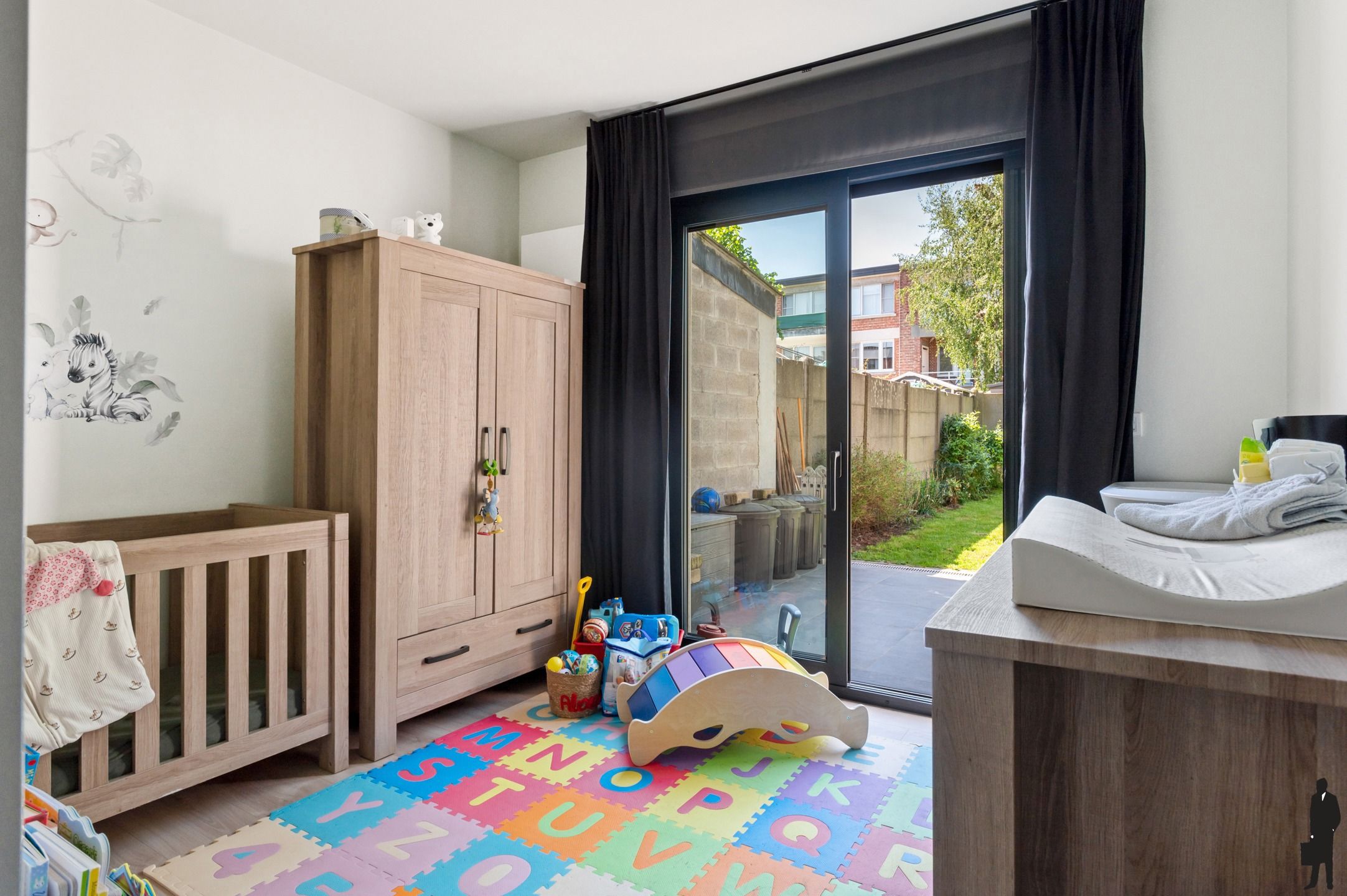 Gelijkvloers appartement met ruime tuin foto 14