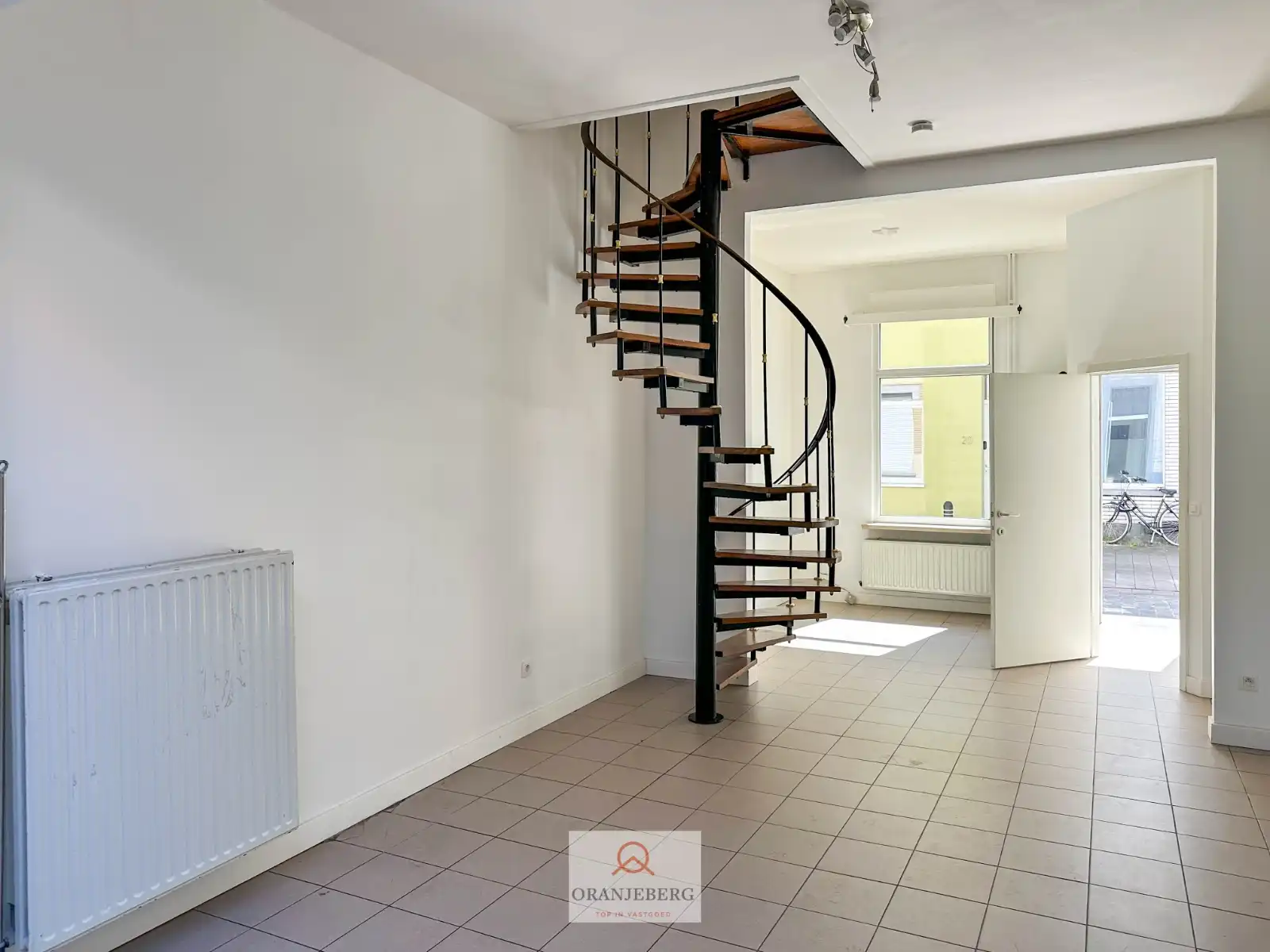 Instapklaar 2 slpk rijhuisje in rustige straat te koop op TOPligging nabij Gent foto 7