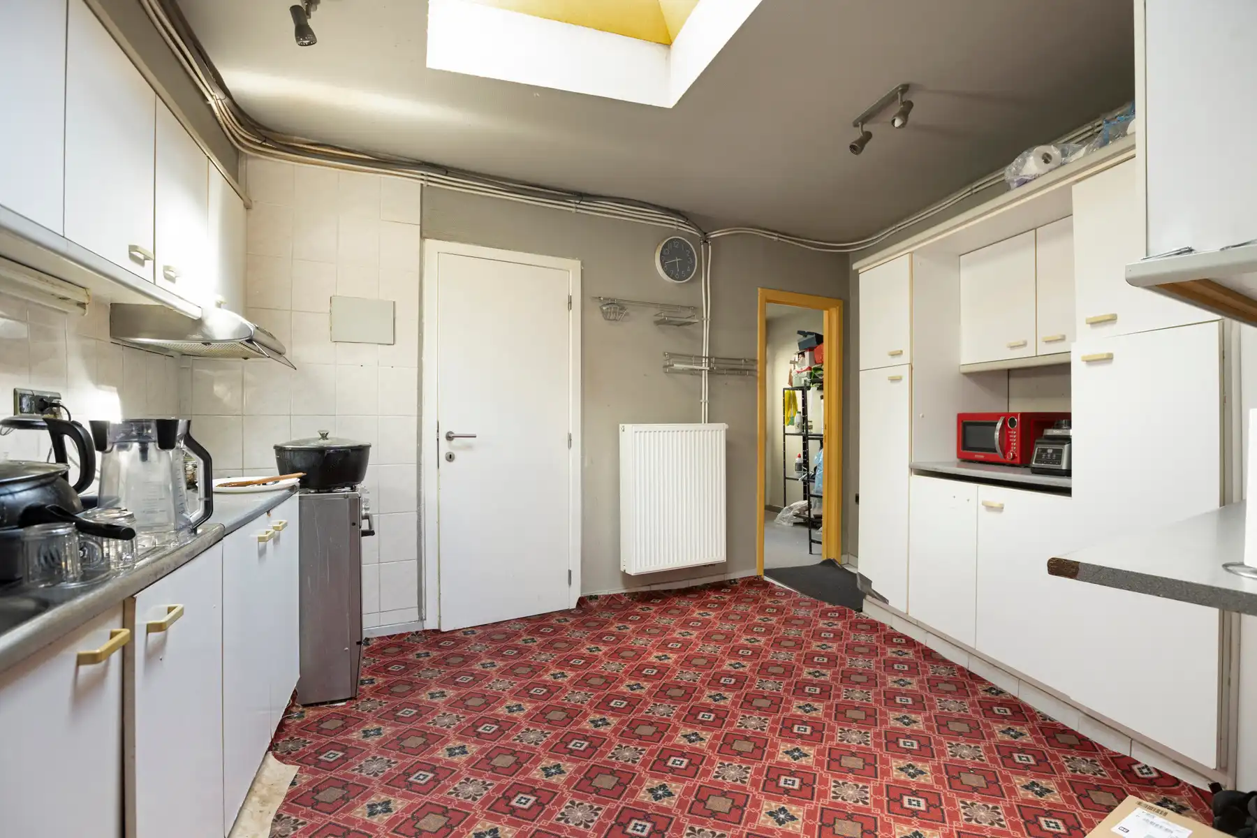 Op te frissen woning met tuin foto 5