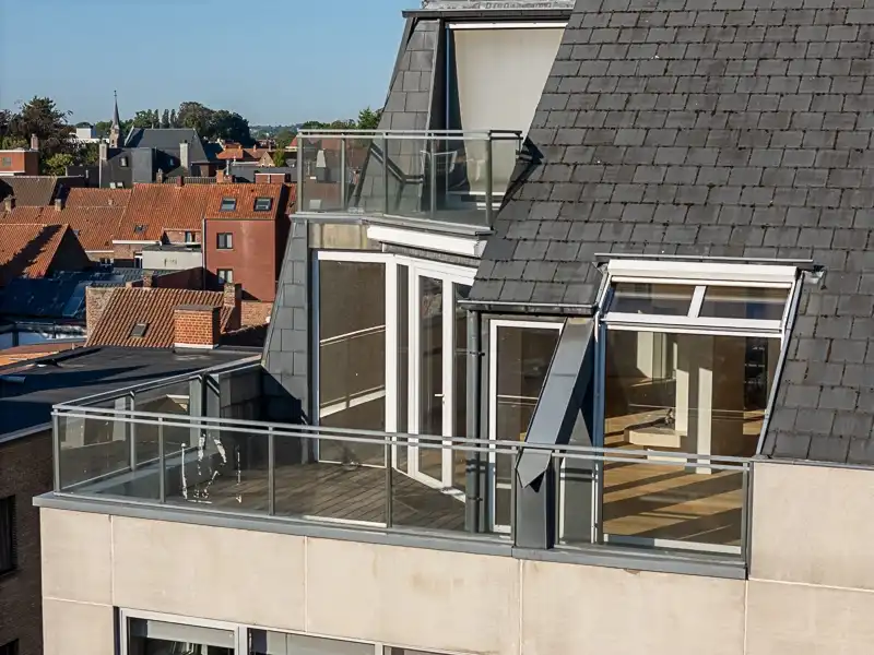 Exclusieve duplex met 210 m² woonbeleving in hartje Roeselare ROESELARE STADSKERN | RECENT LUXUEUS VERNIEUWD | 2 À 3 SLAAPKAMERS | 2 TERRASSEN | 210 m² foto 25