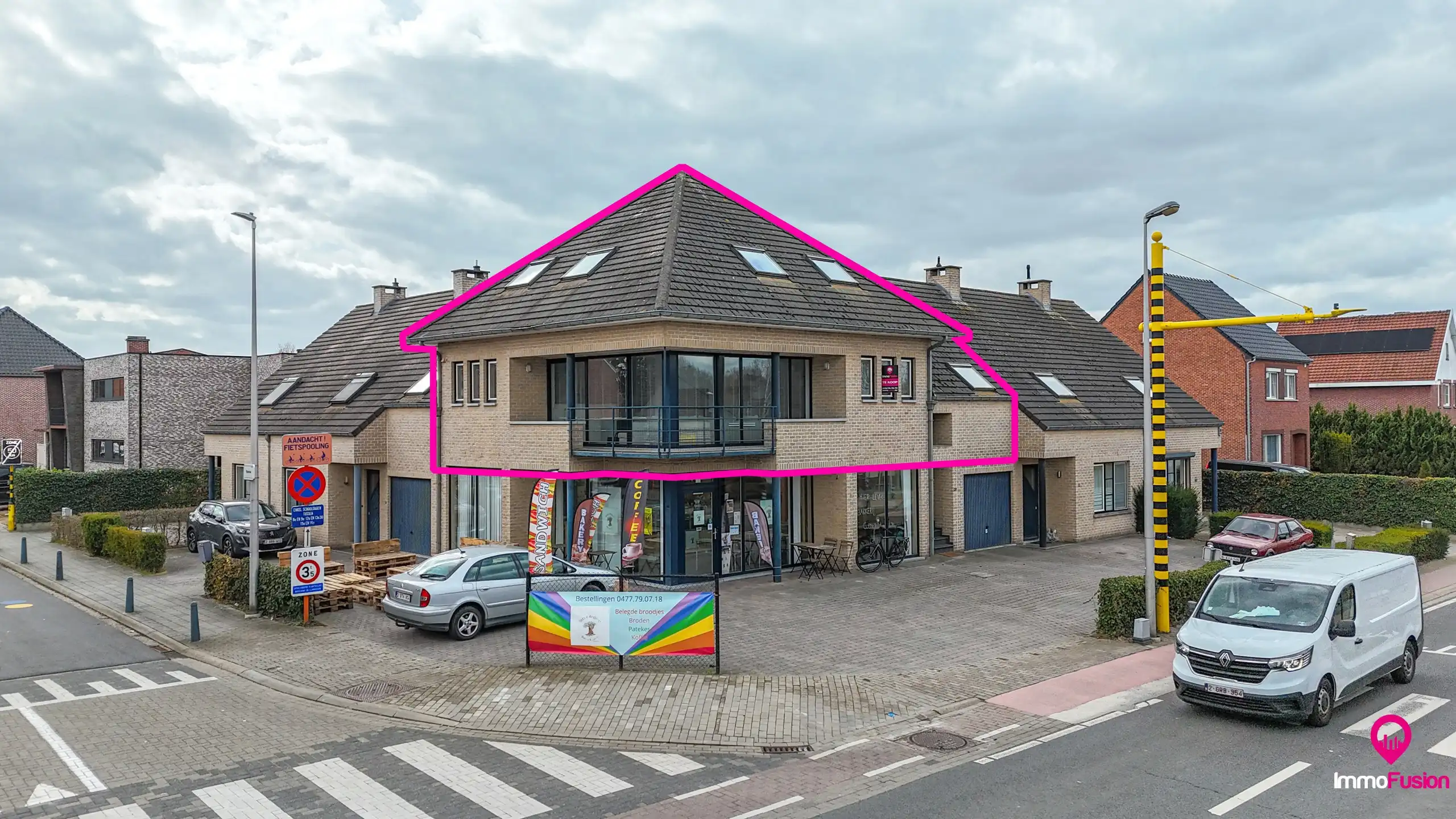 Ruim appartement met 4 slaapkamers en parking in Tuilt! foto 41