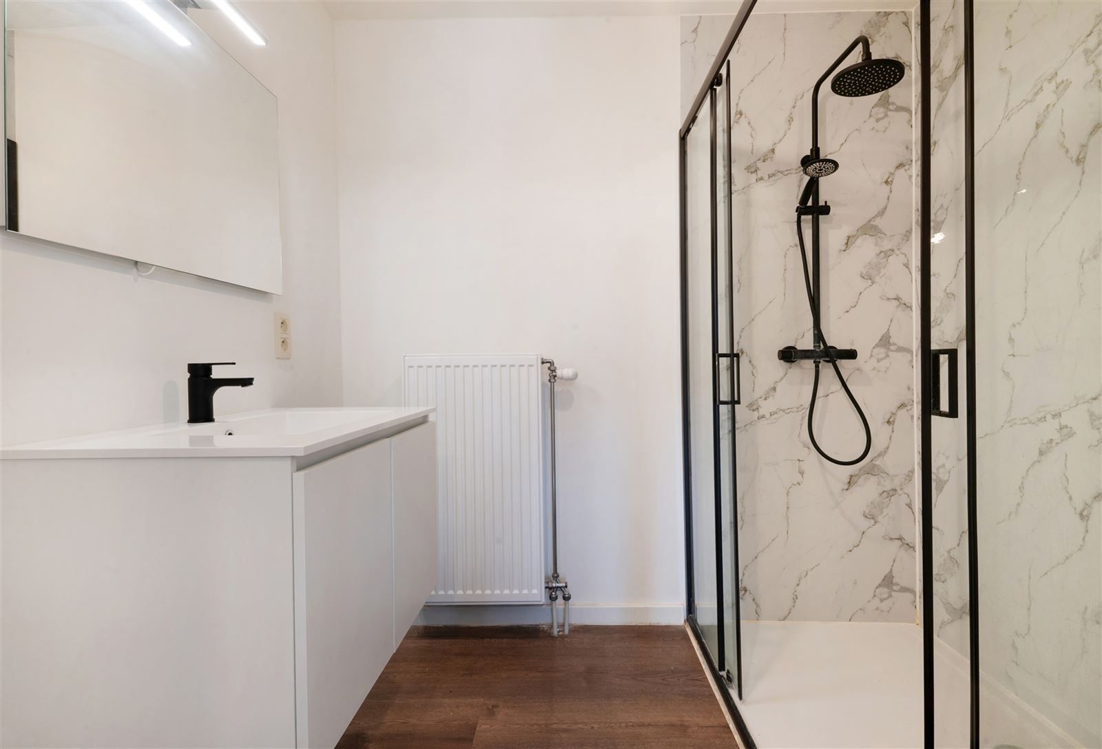 Instapklaar duplex-appartement te Oudenhove!  foto 10