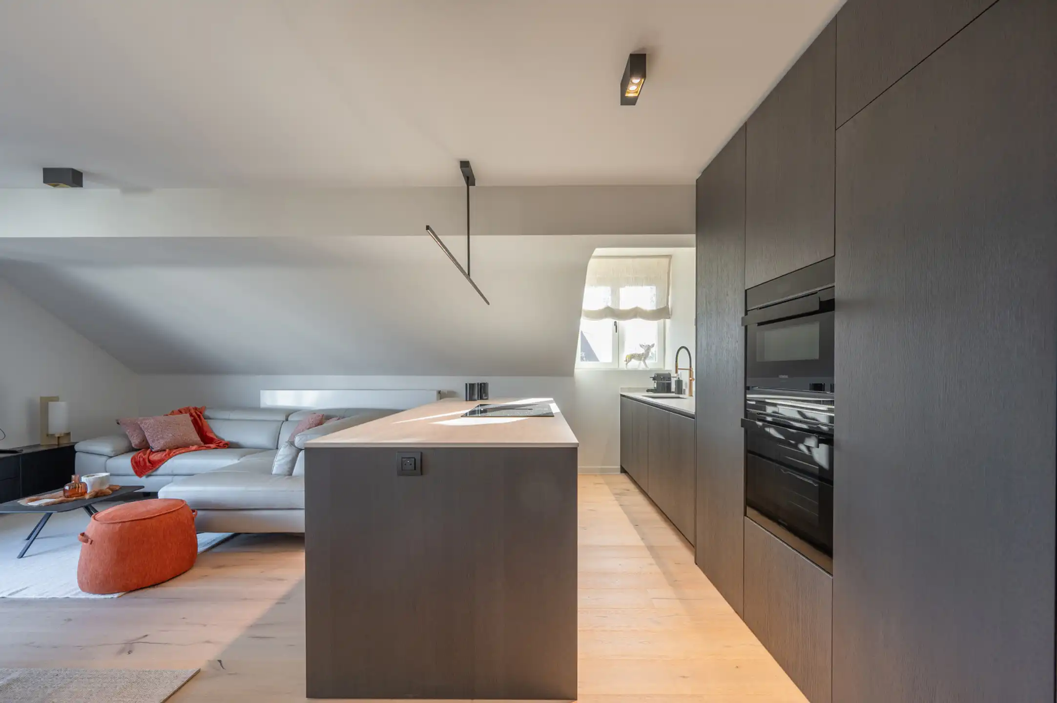 Gerenoveerd appartement in charmante residentie in het Zoute foto 7