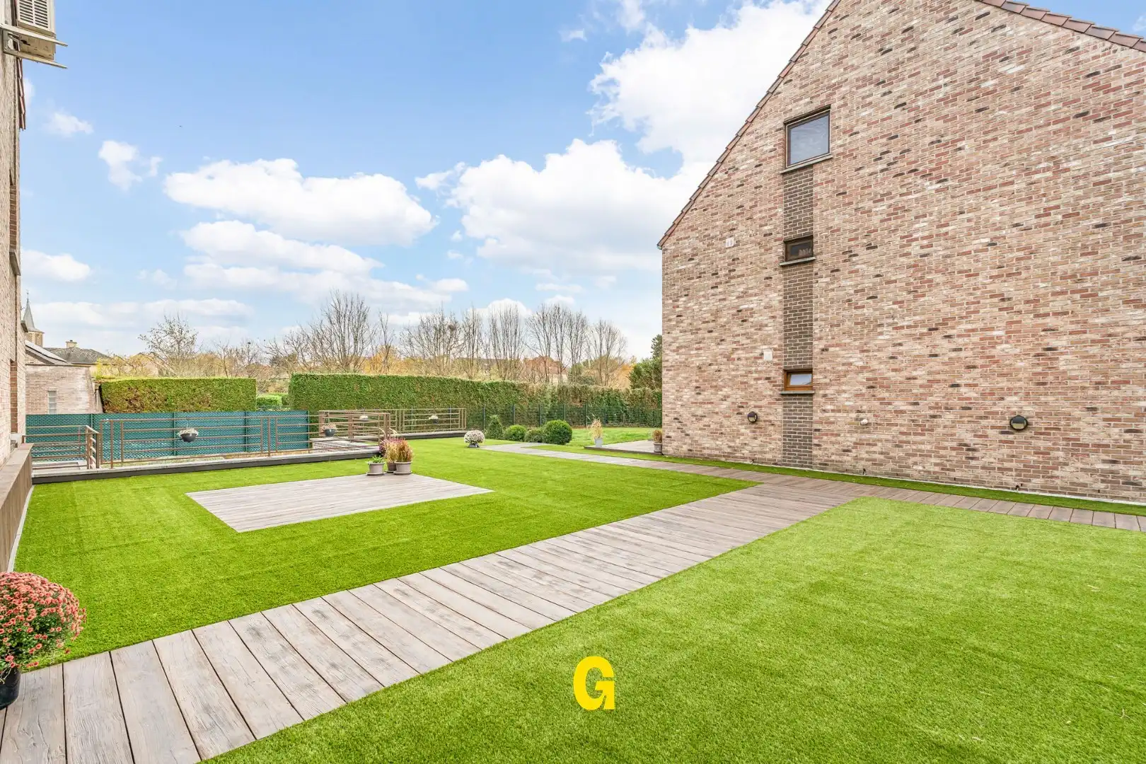 Degelijk (rolstoelvriendelijk) gelijkvoersappartement met terras uitgevend op de tuin, afsluitbare garage en berging foto 24