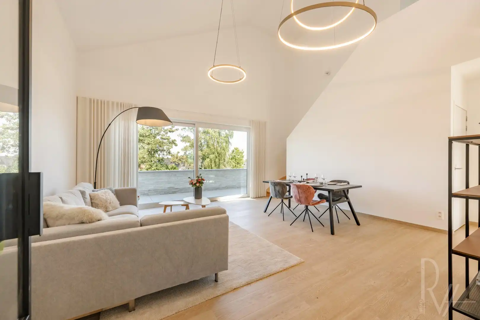 Nieuwbouwwoning foto 3