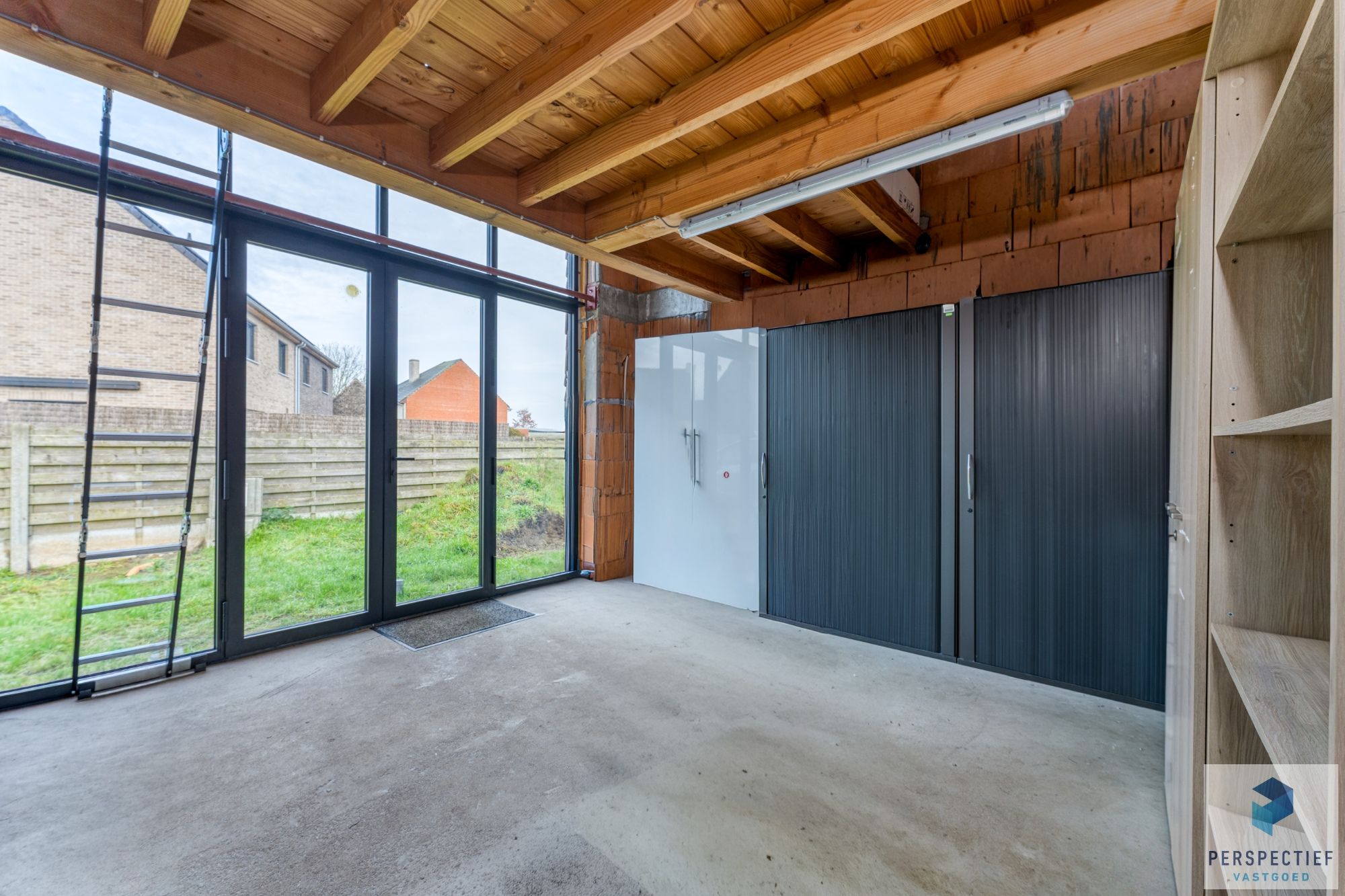 VERDER AF TE WERKEN WONING met PRAKTIJKRUIMTE,  4 SLPKS en TUIN foto 15