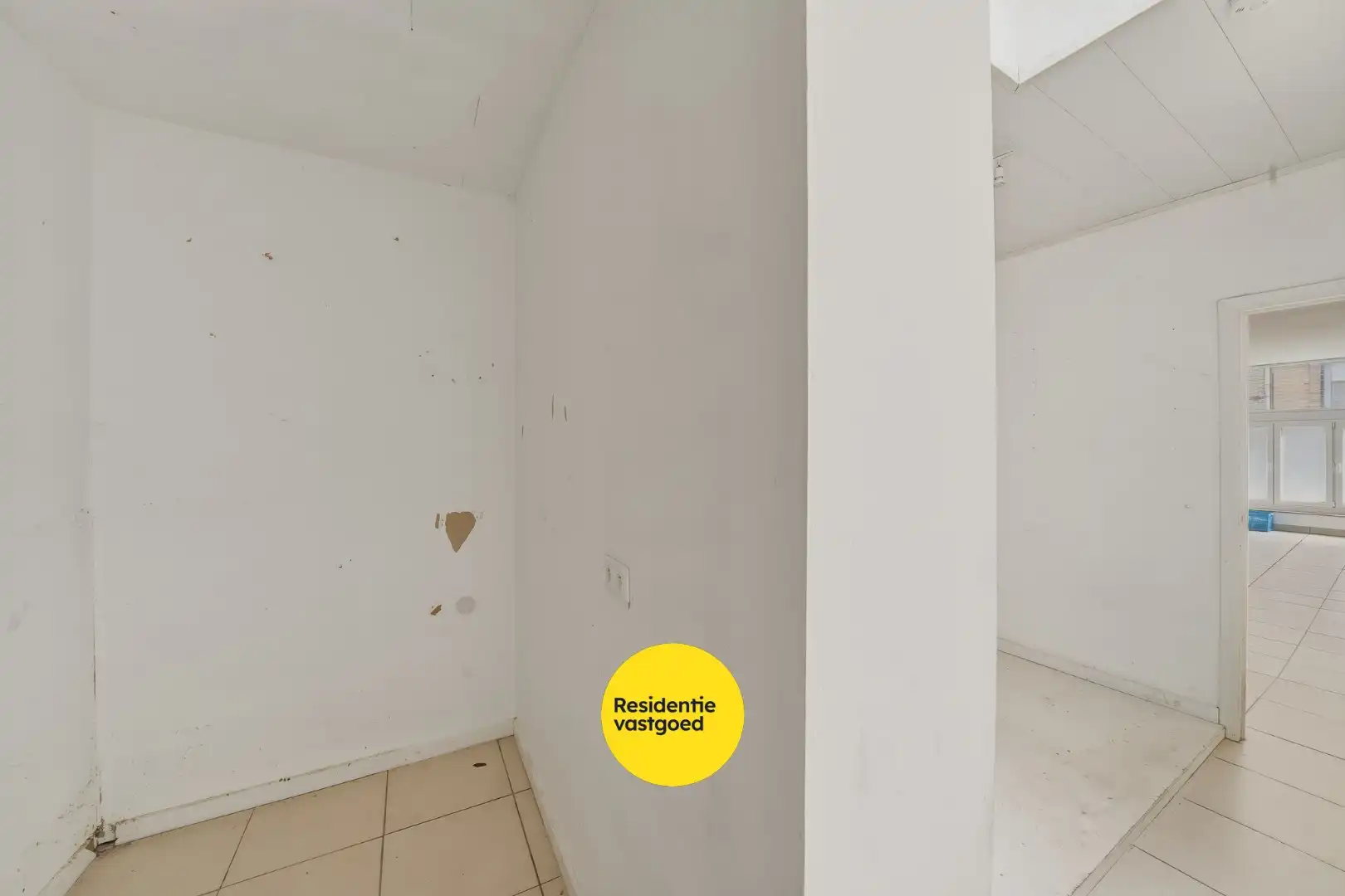 Op te frissen appartement in centrum Oostende foto 9