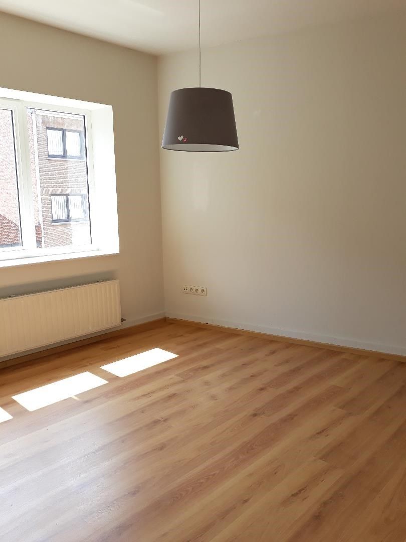 Instapklare ruim woonhuis te Hasselt foto 8