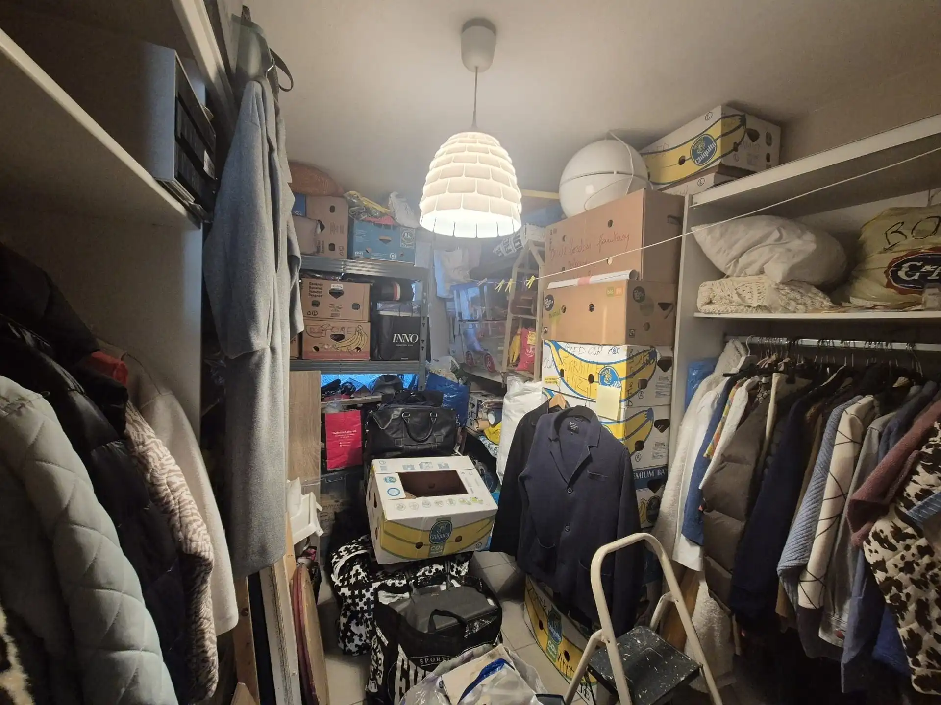 Zeer centraal gelegen appartement met terras. foto 16