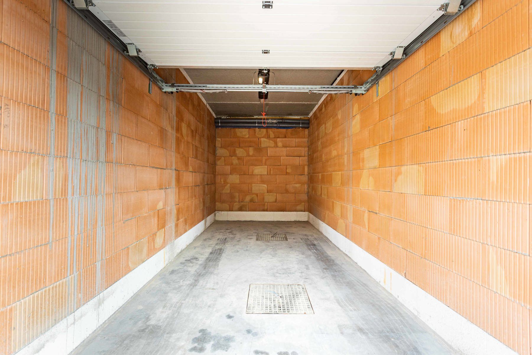 Erg ruim appartement met groot terras! foto 15