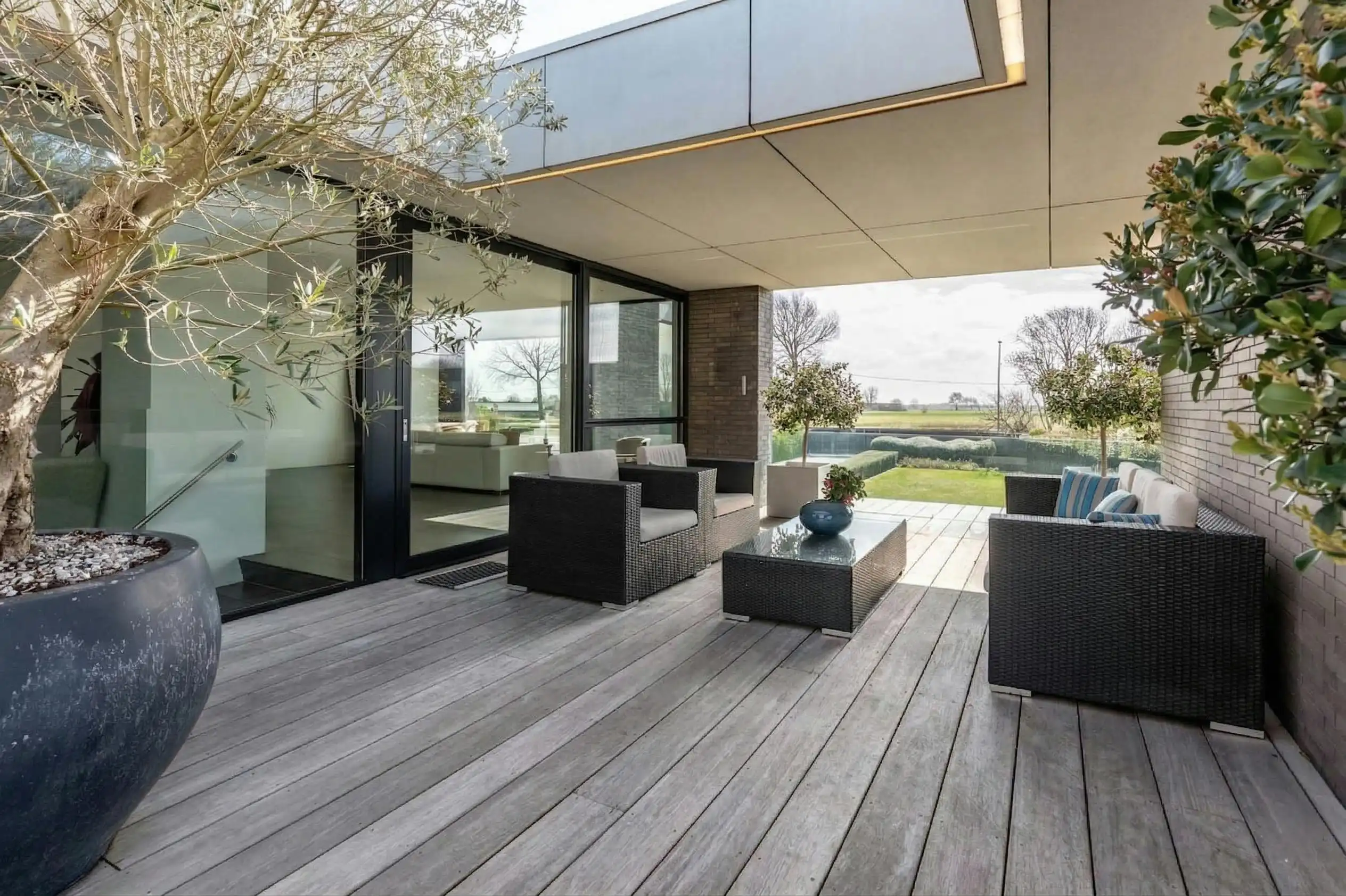 Exclusieve villa op prachtig perceel grond te koop te Leffinge! foto 21