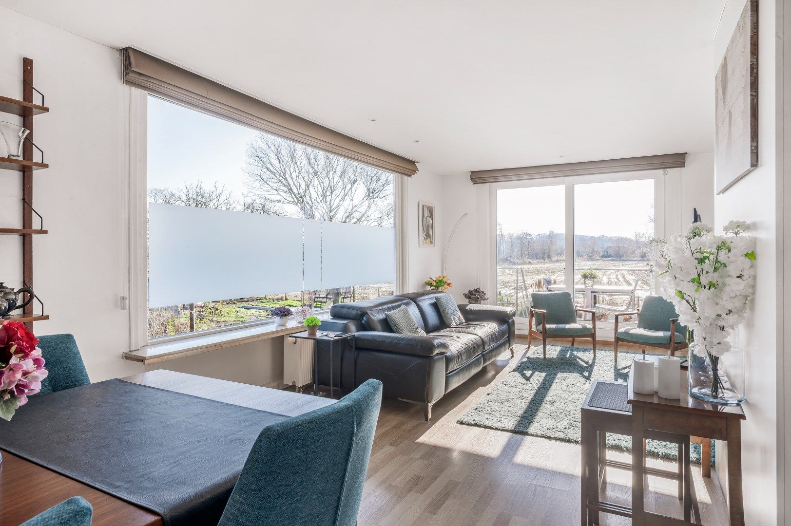 GERENOVEERDE WONING MET 3 SLPKS, TUIN EN RUIME GARAGE (973m²) foto 5